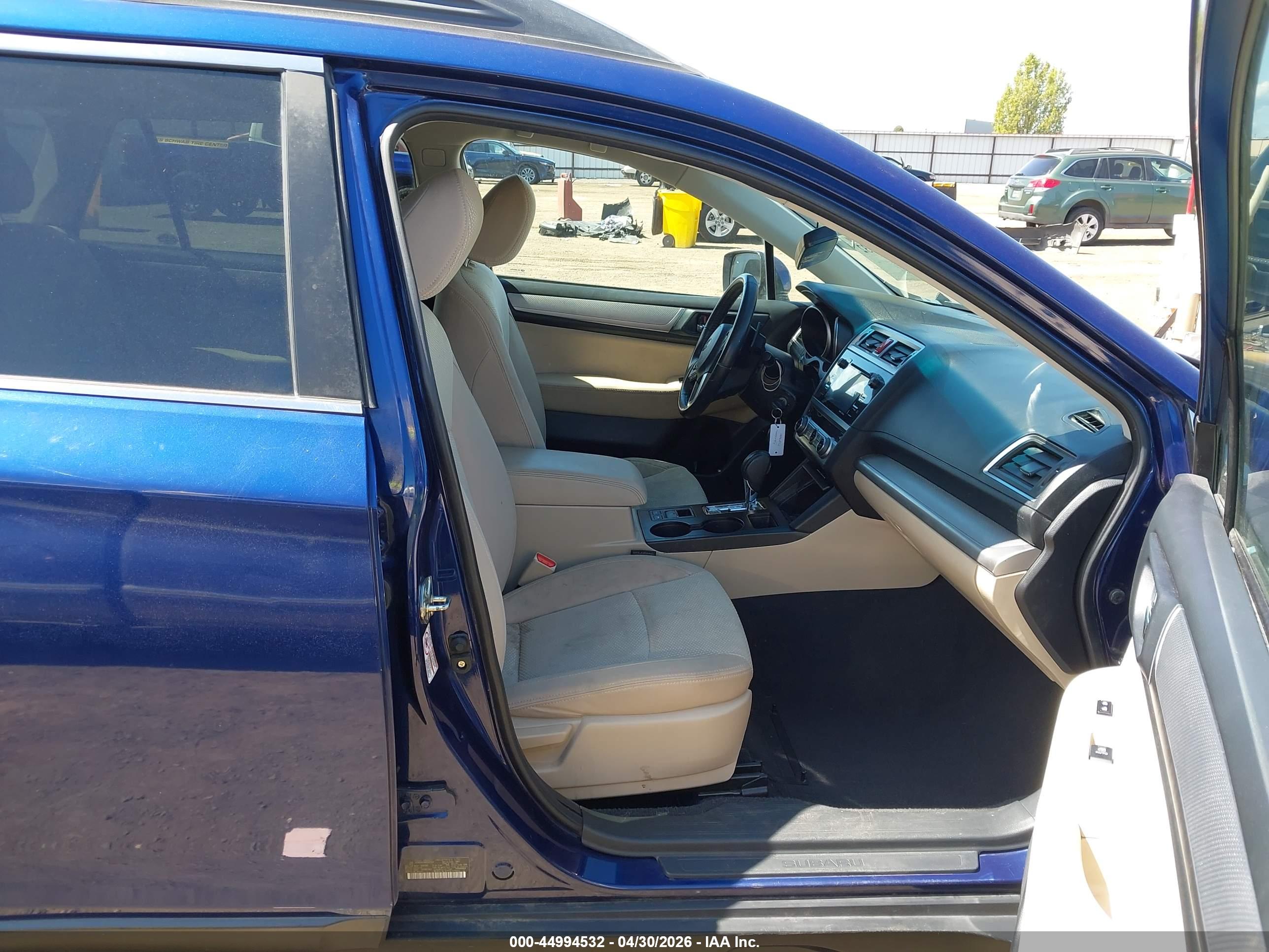 SUBARU OUTBACK image 5