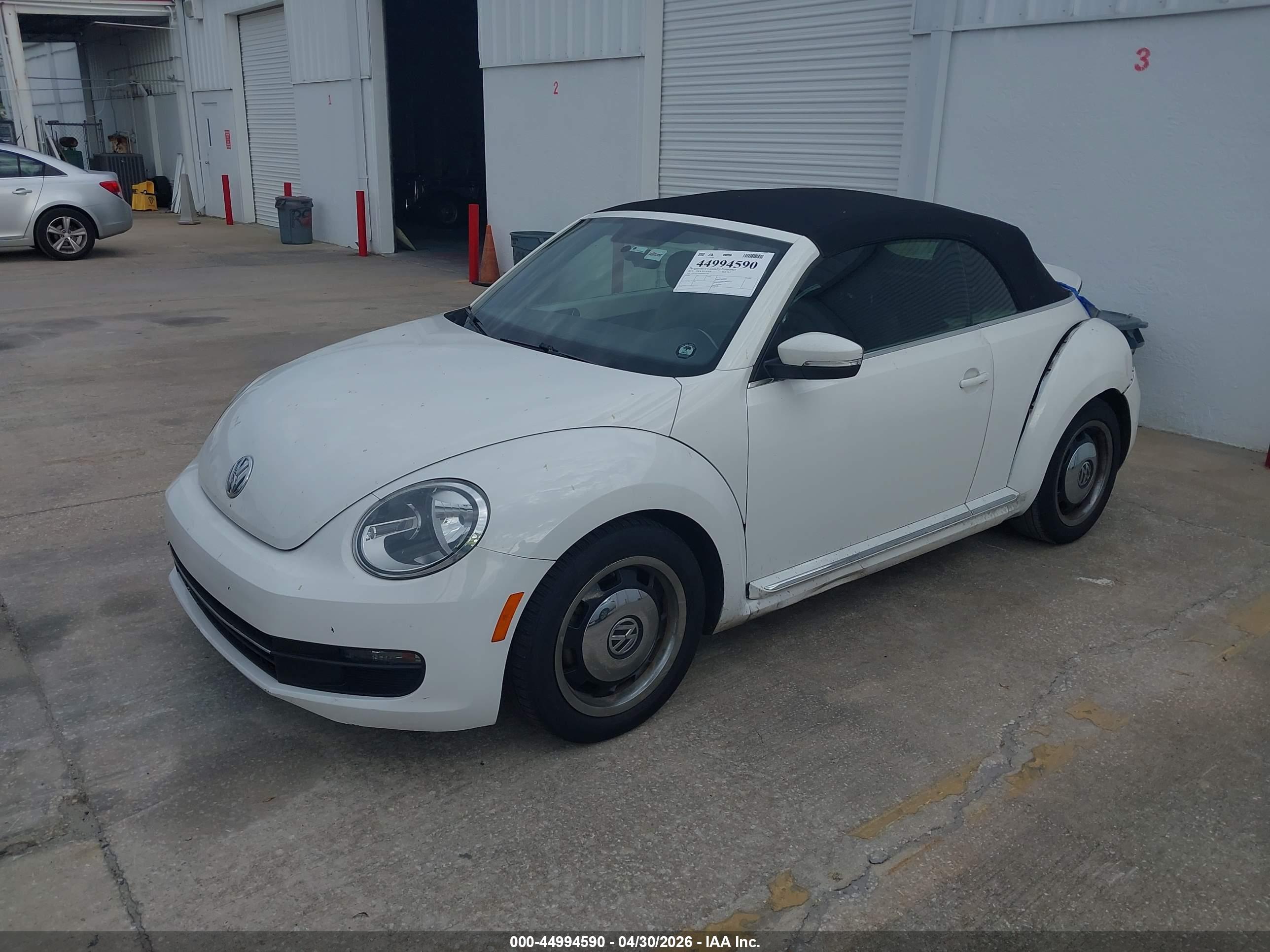 VOLKSWAGEN BEETLE image 2