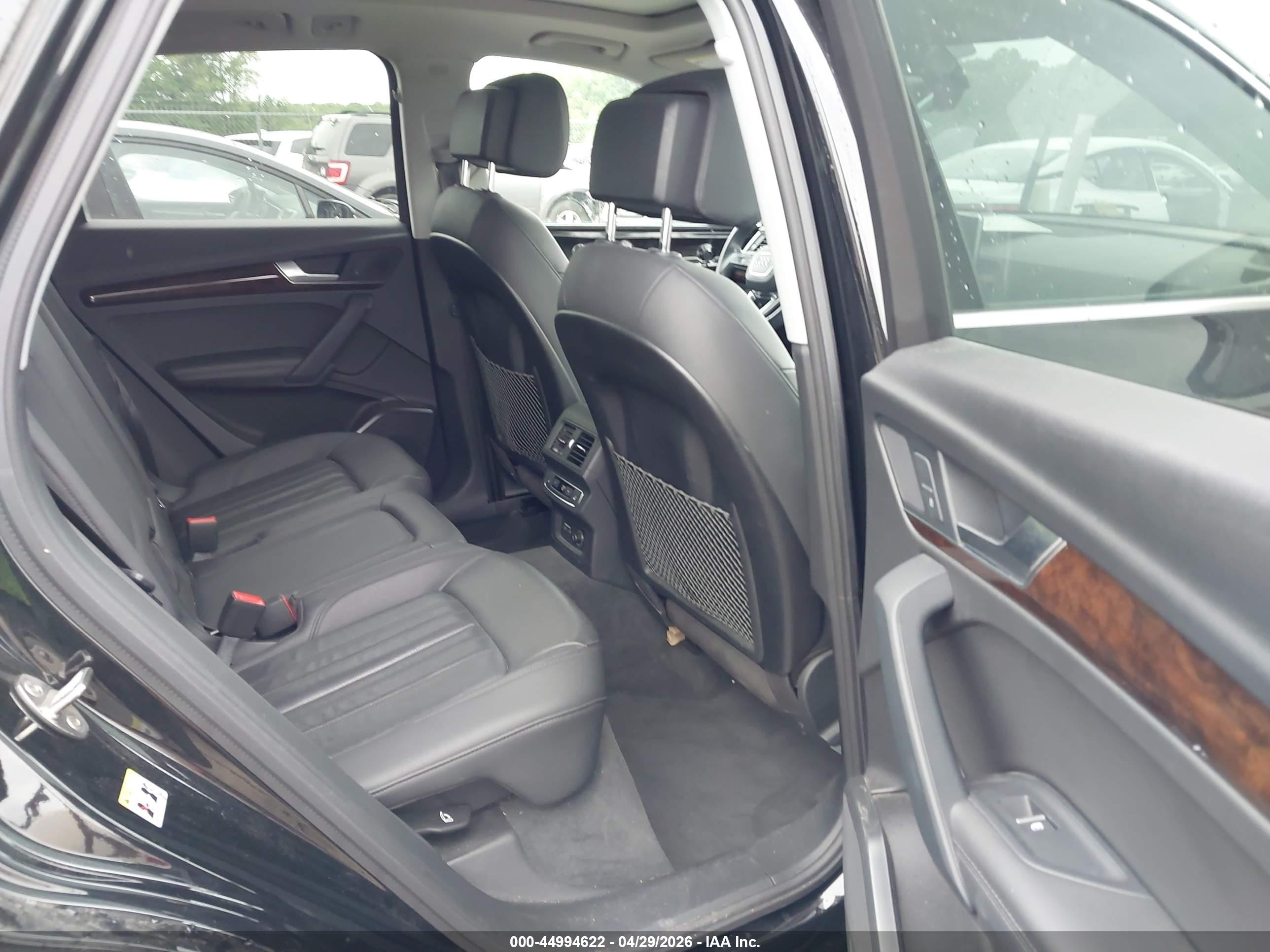 AUDI Q5 image 8