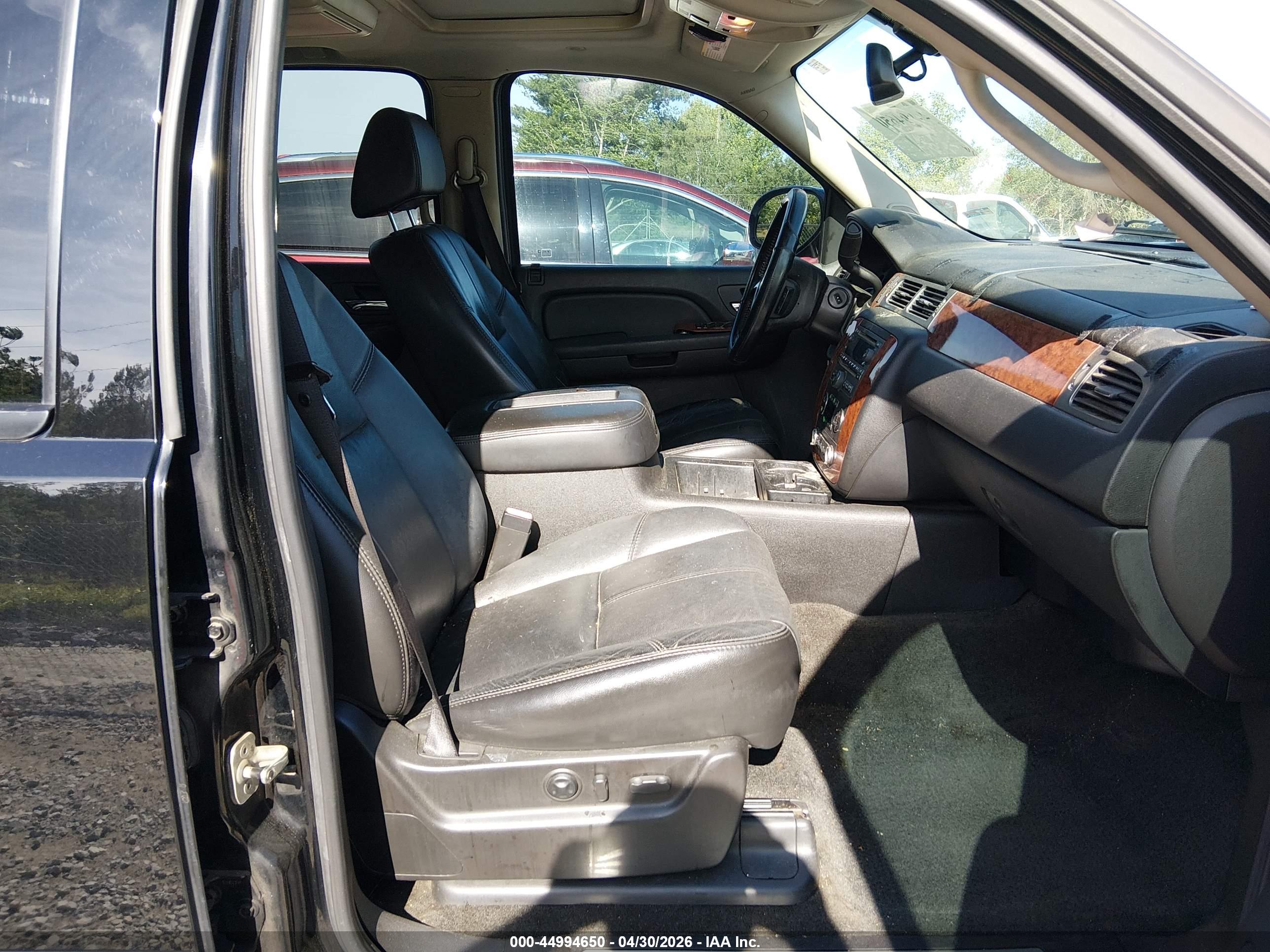 CHEVROLET AVALANCHE image 5