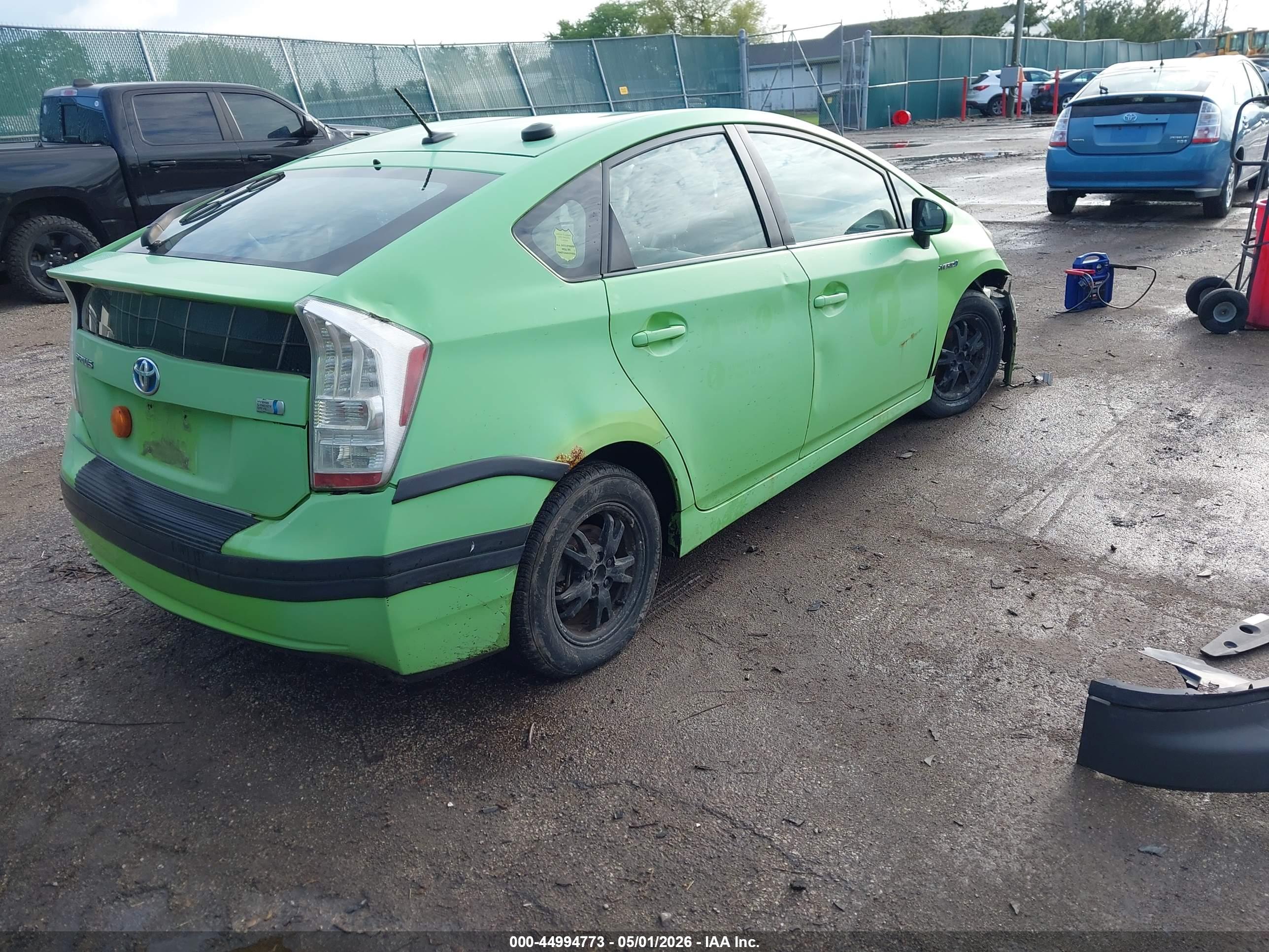 TOYOTA PRIUS image 4