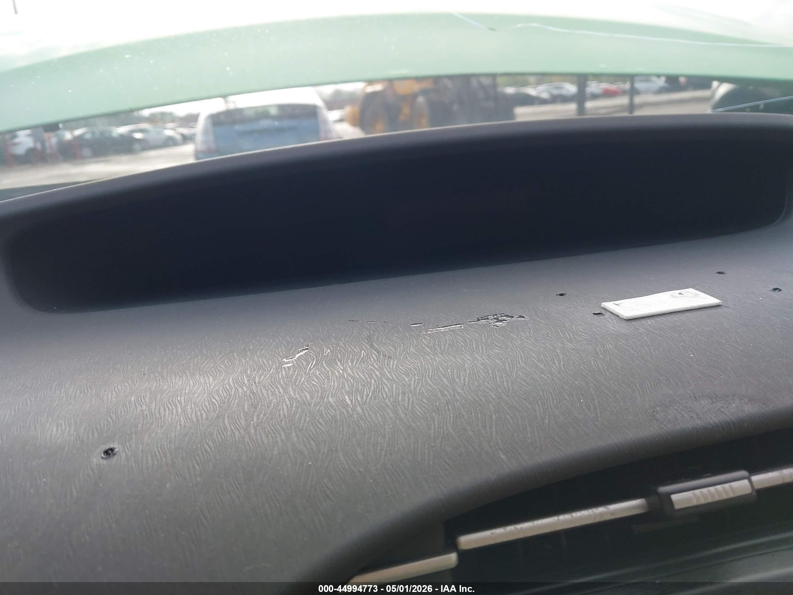 TOYOTA PRIUS image 7