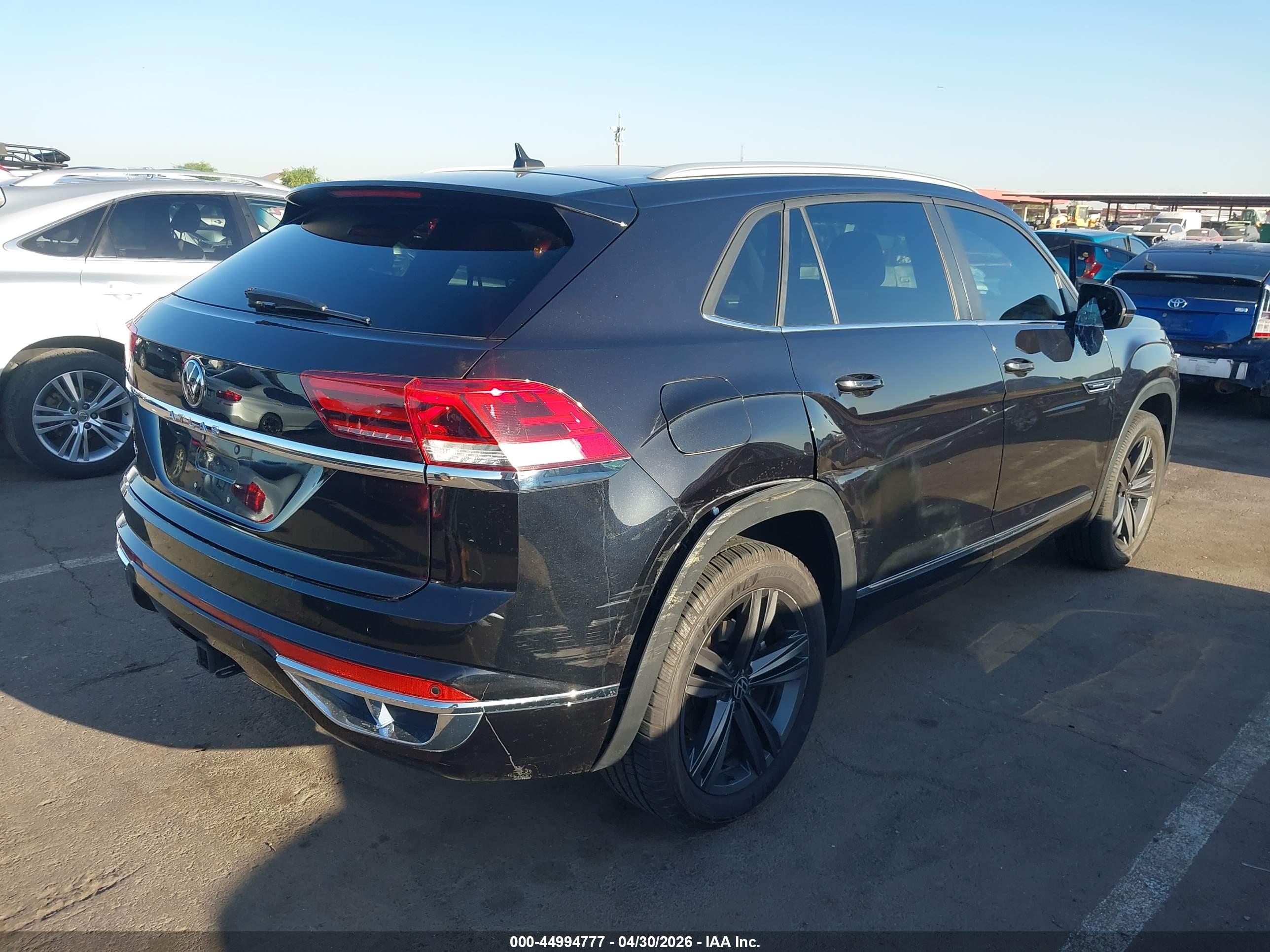 VOLKSWAGEN ATLAS image 4