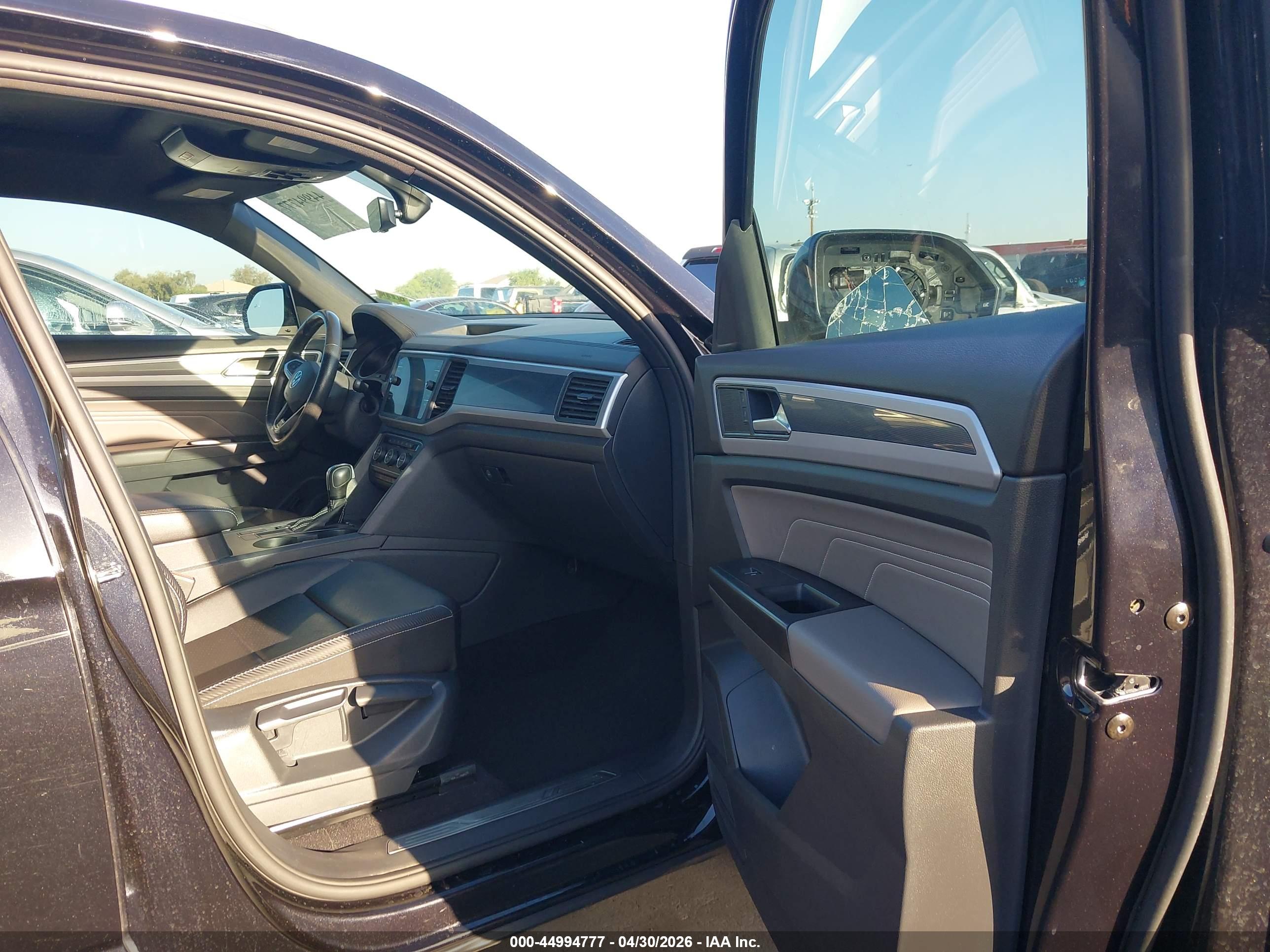 VOLKSWAGEN ATLAS image 5