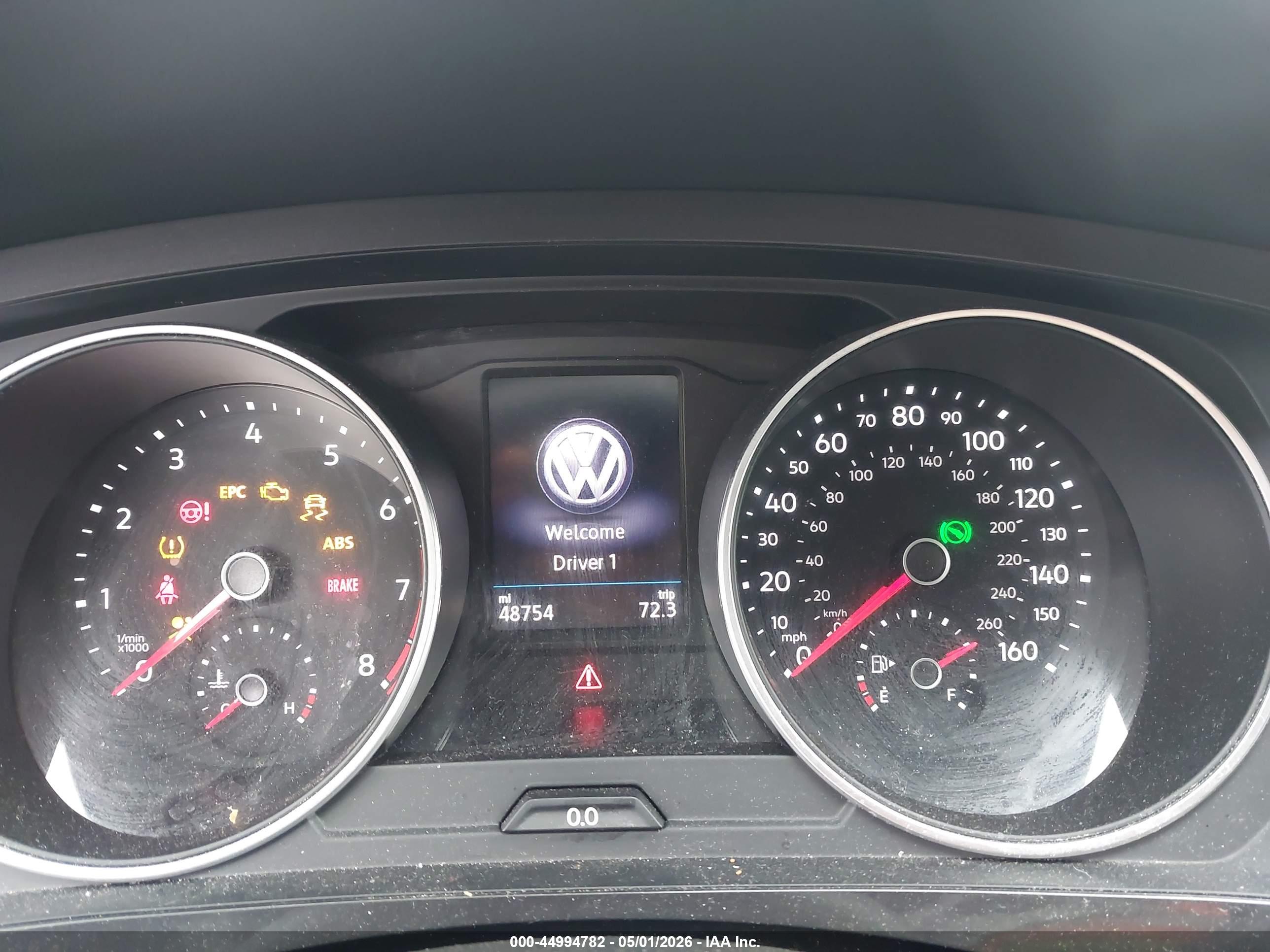 VOLKSWAGEN TIGUAN image 7
