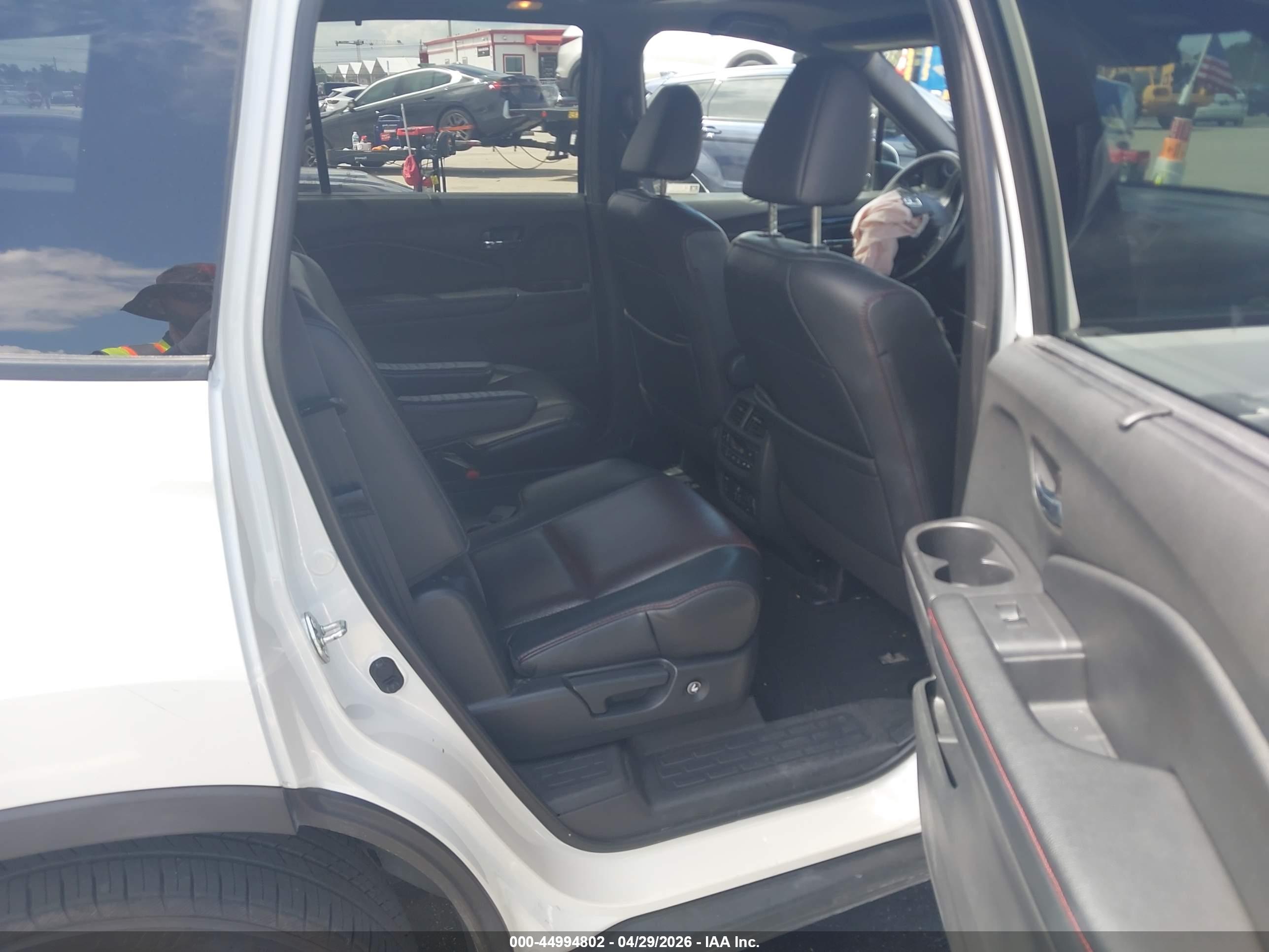 HONDA PILOT image 8