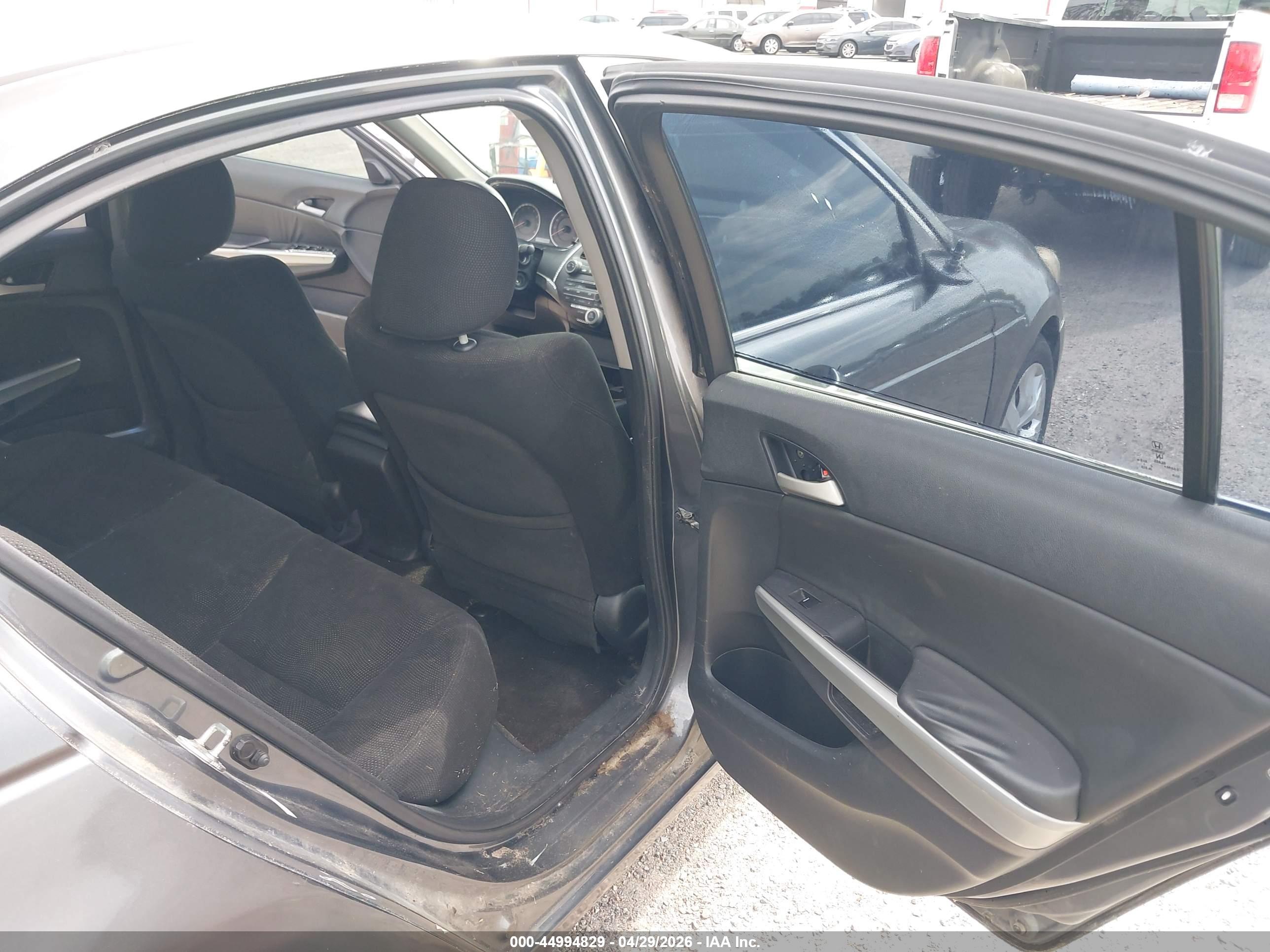 HONDA ACCORD image 8
