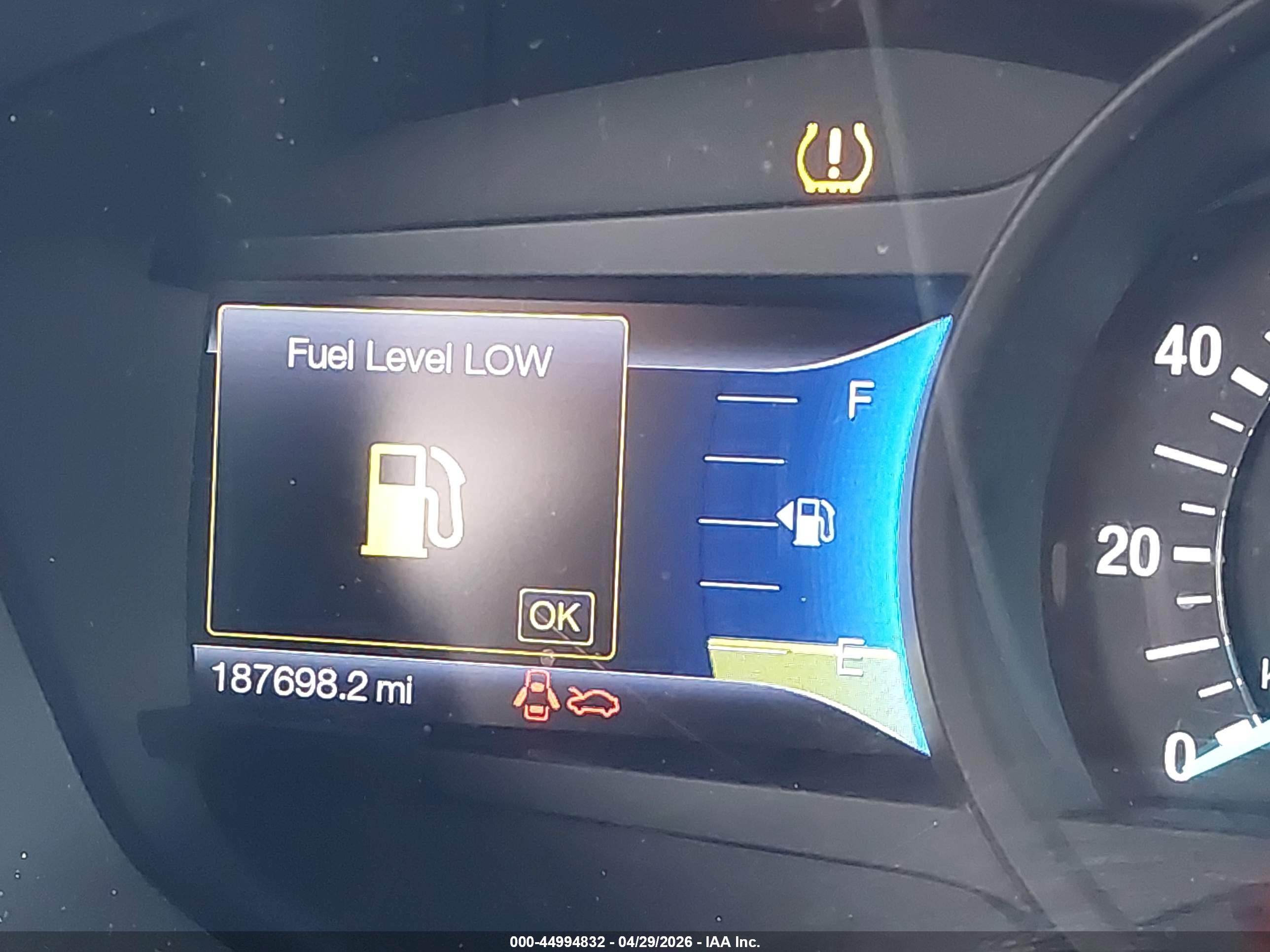 FORD FUSION image 7