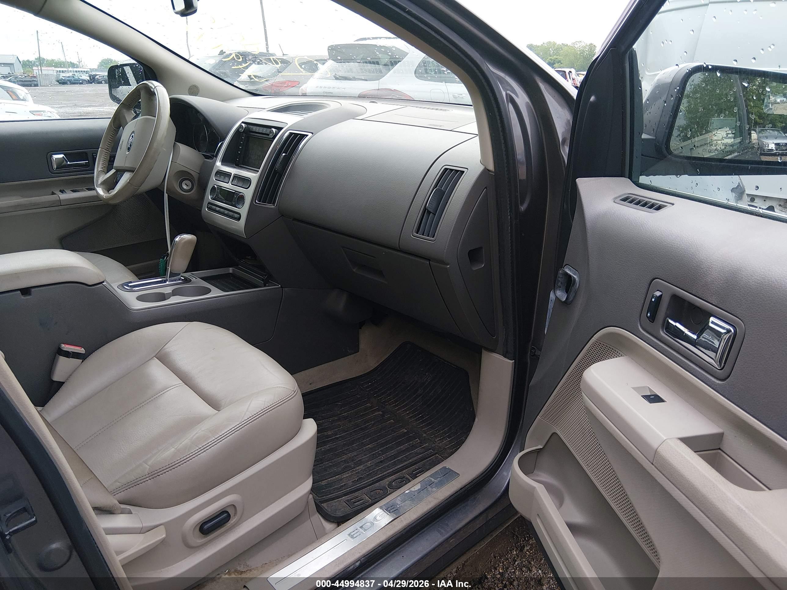 FORD EDGE image 5