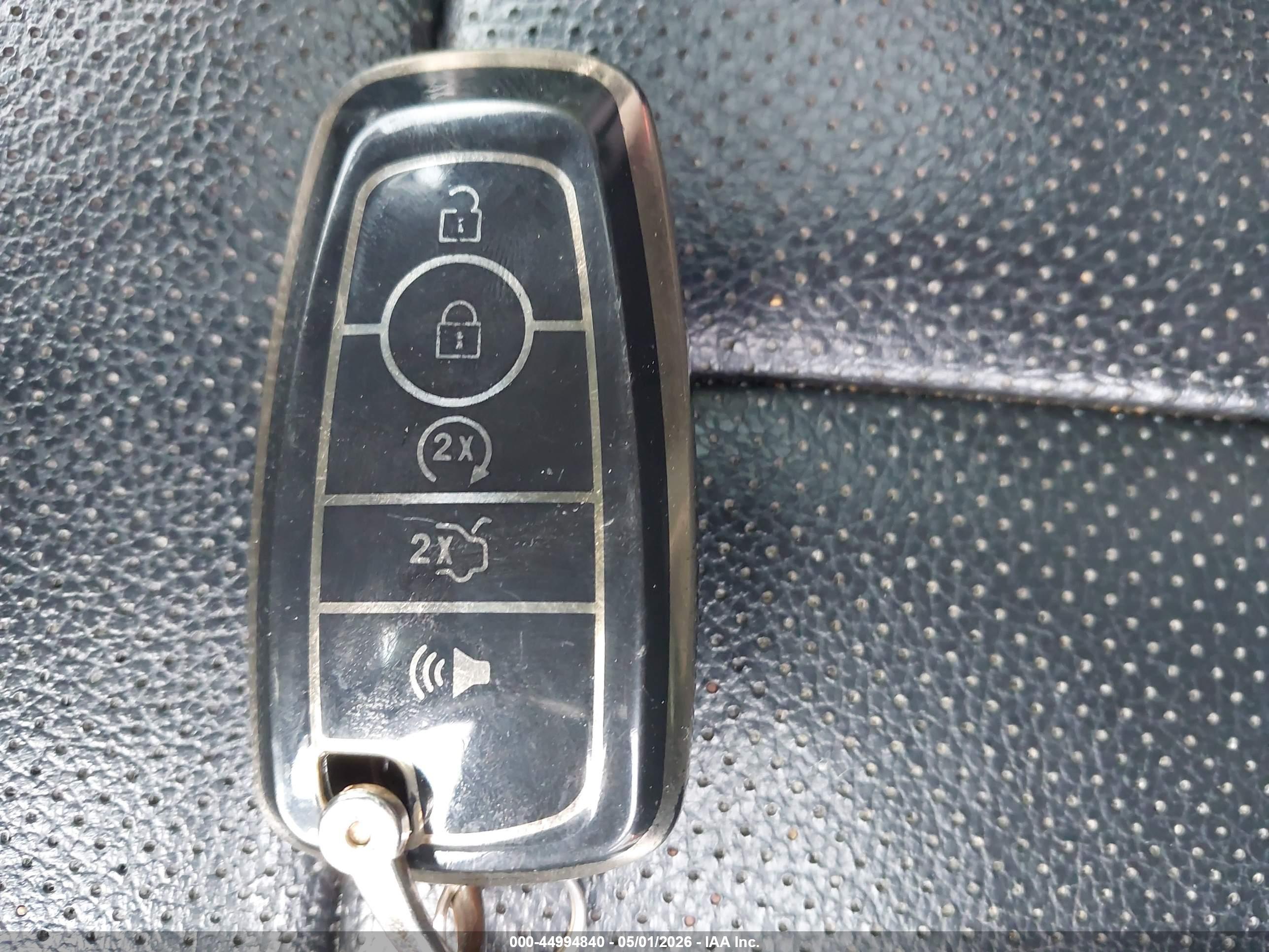 FORD EXPEDITION image 11