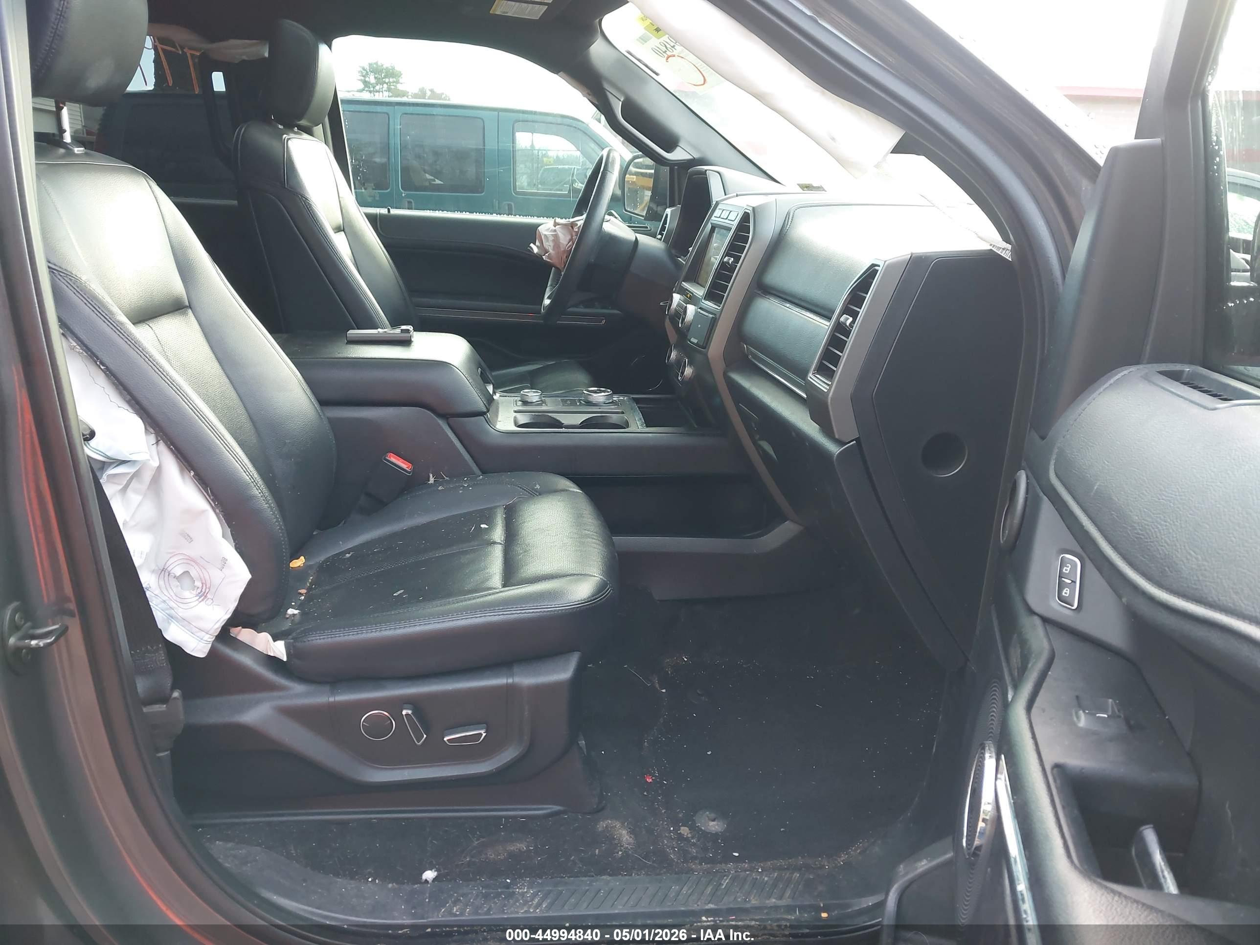 FORD EXPEDITION image 5