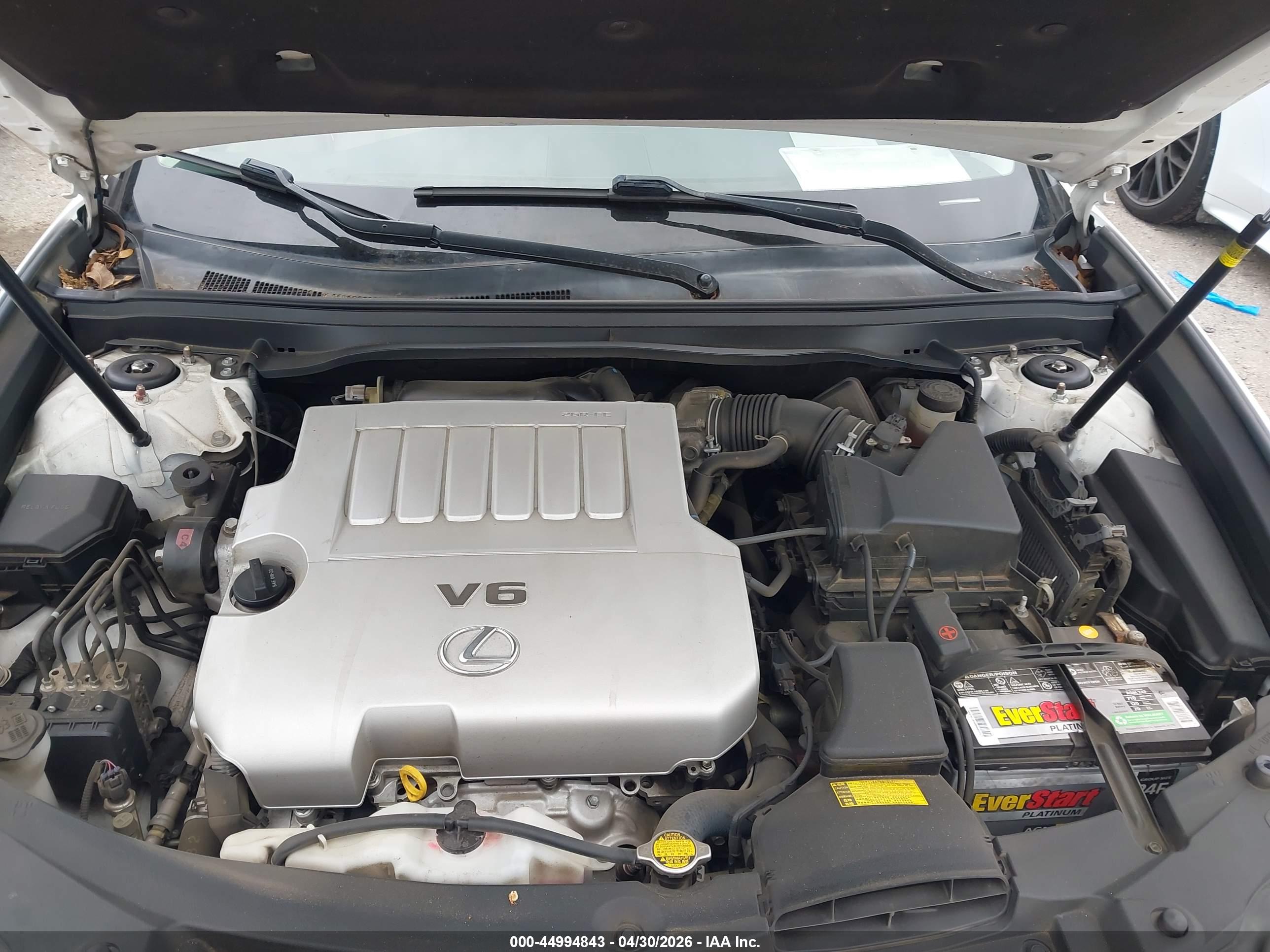LEXUS ES image 10