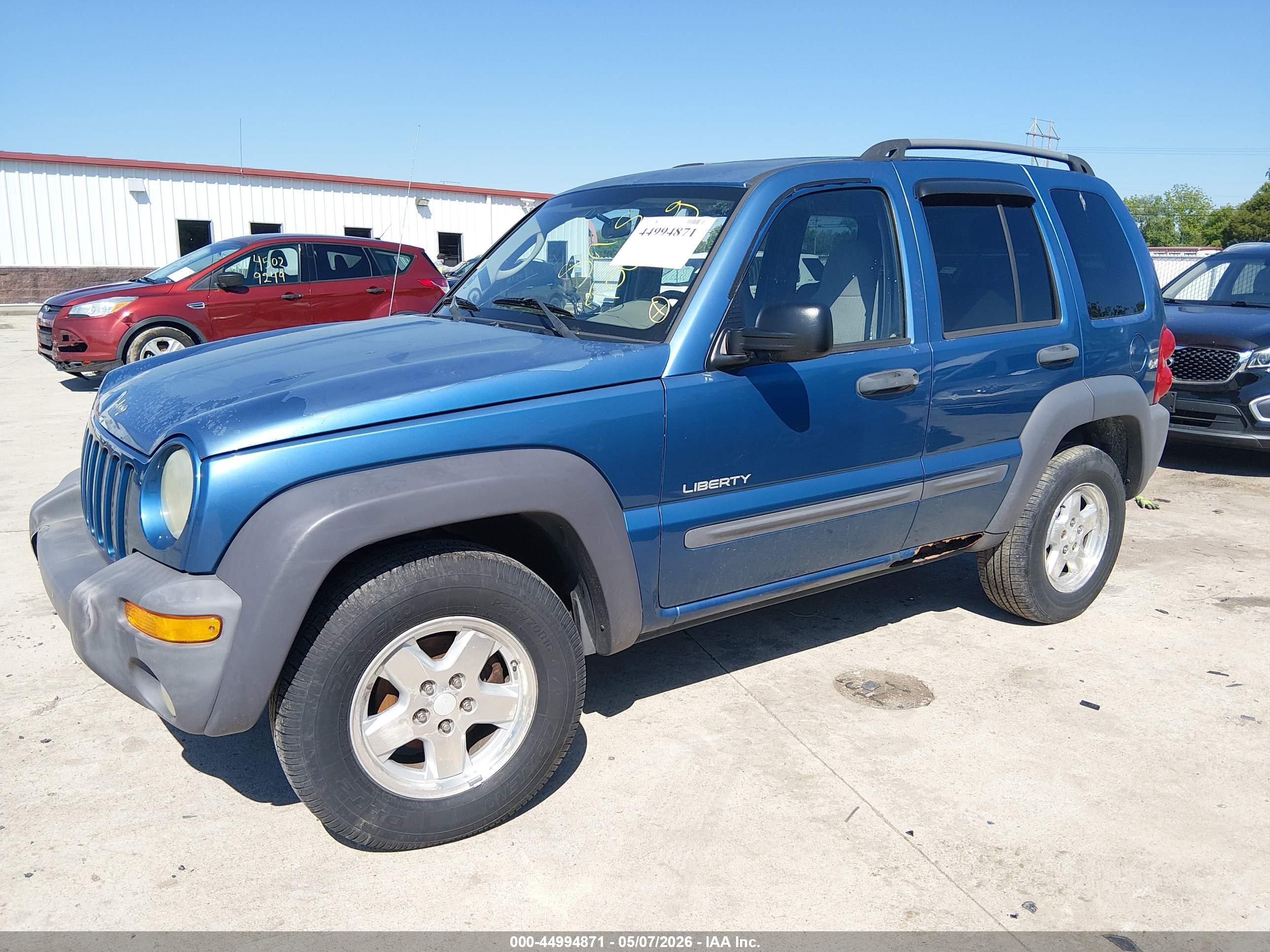 JEEP LIBERTY image 2