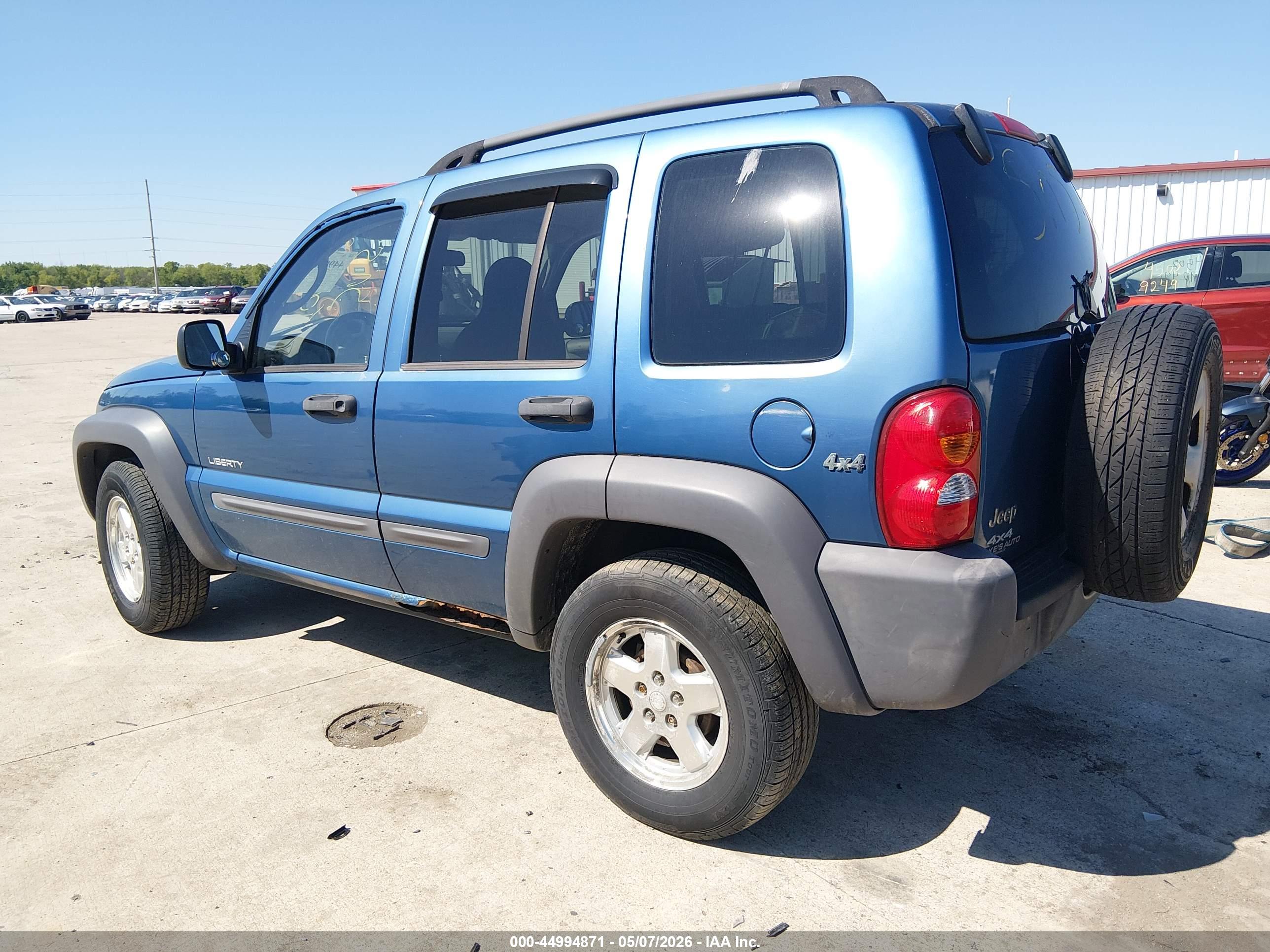 JEEP LIBERTY image 3