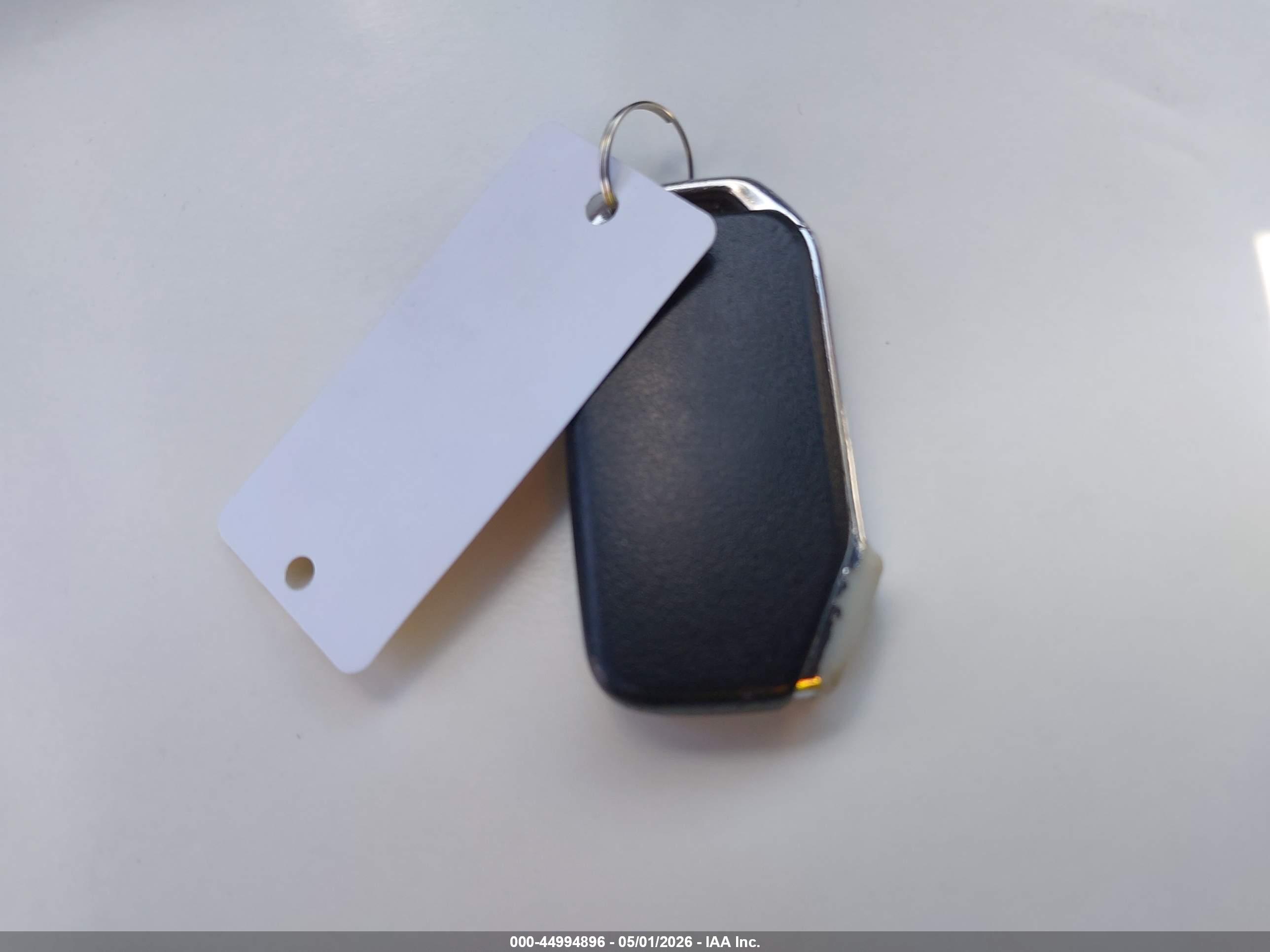 KIA K5 image 11