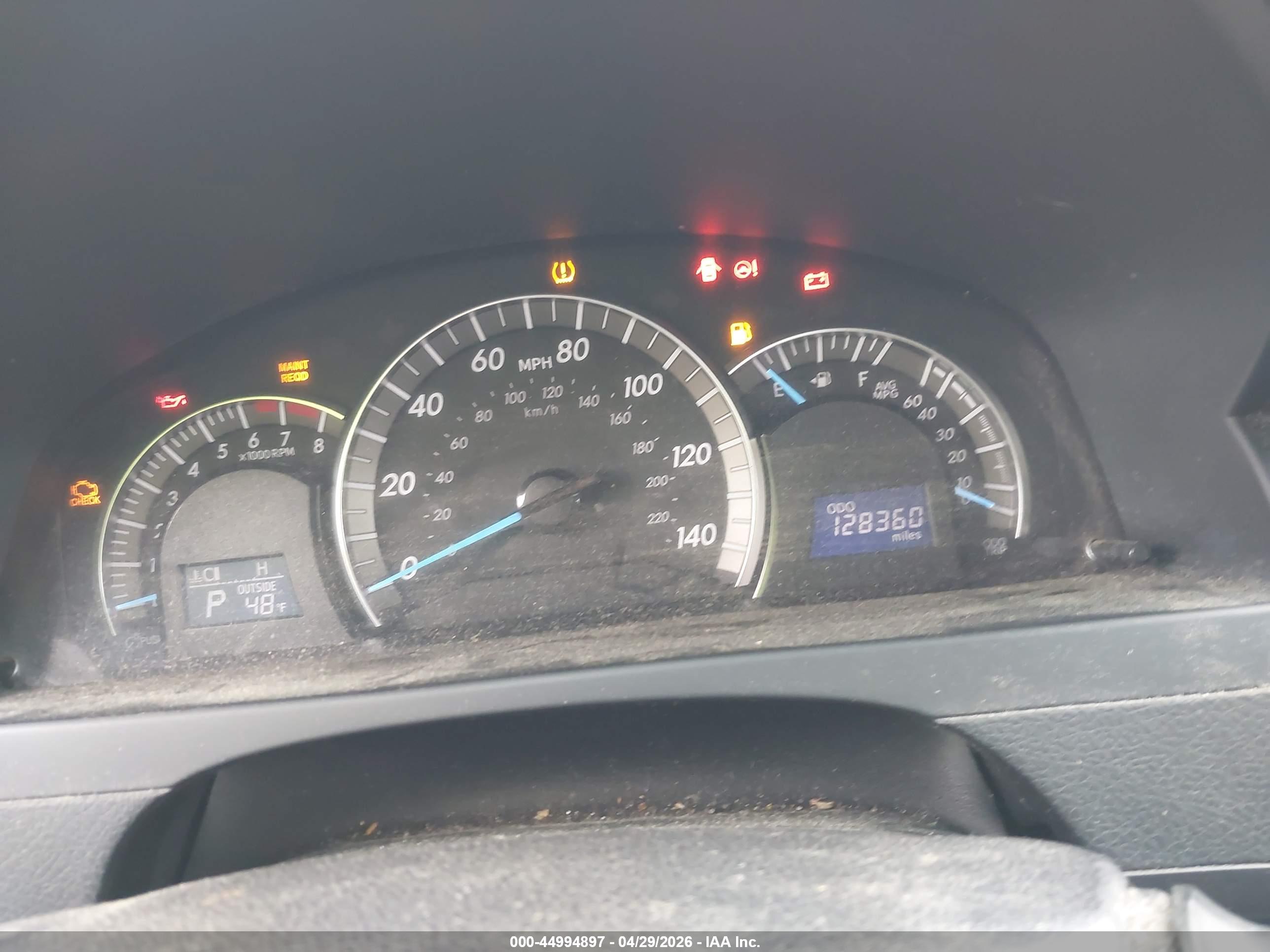 TOYOTA CAMRY image 7