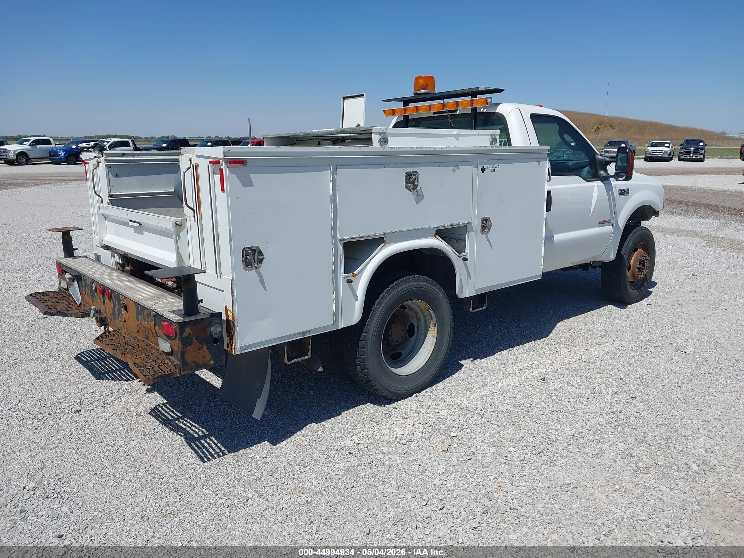 FORD F-450 image 4