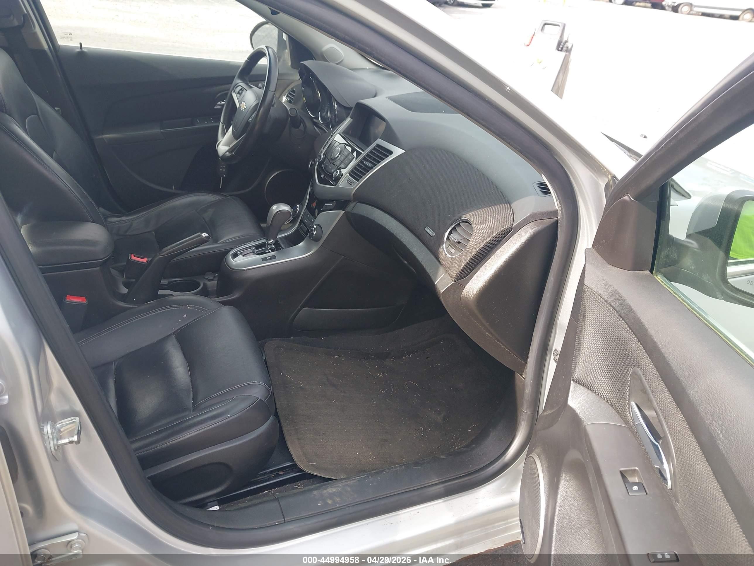CHEVROLET CRUZE image 5