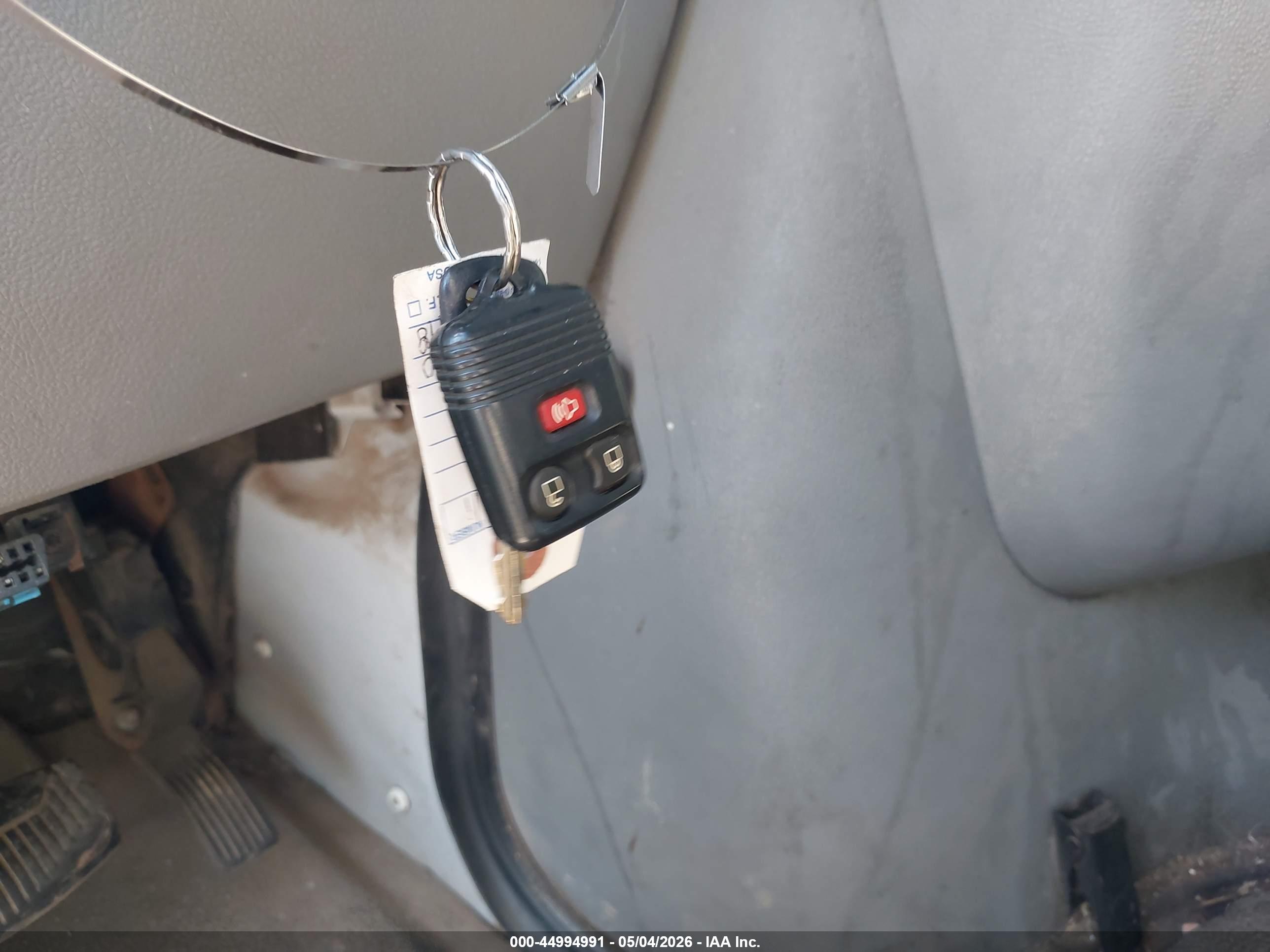 FORD E-350 image 11