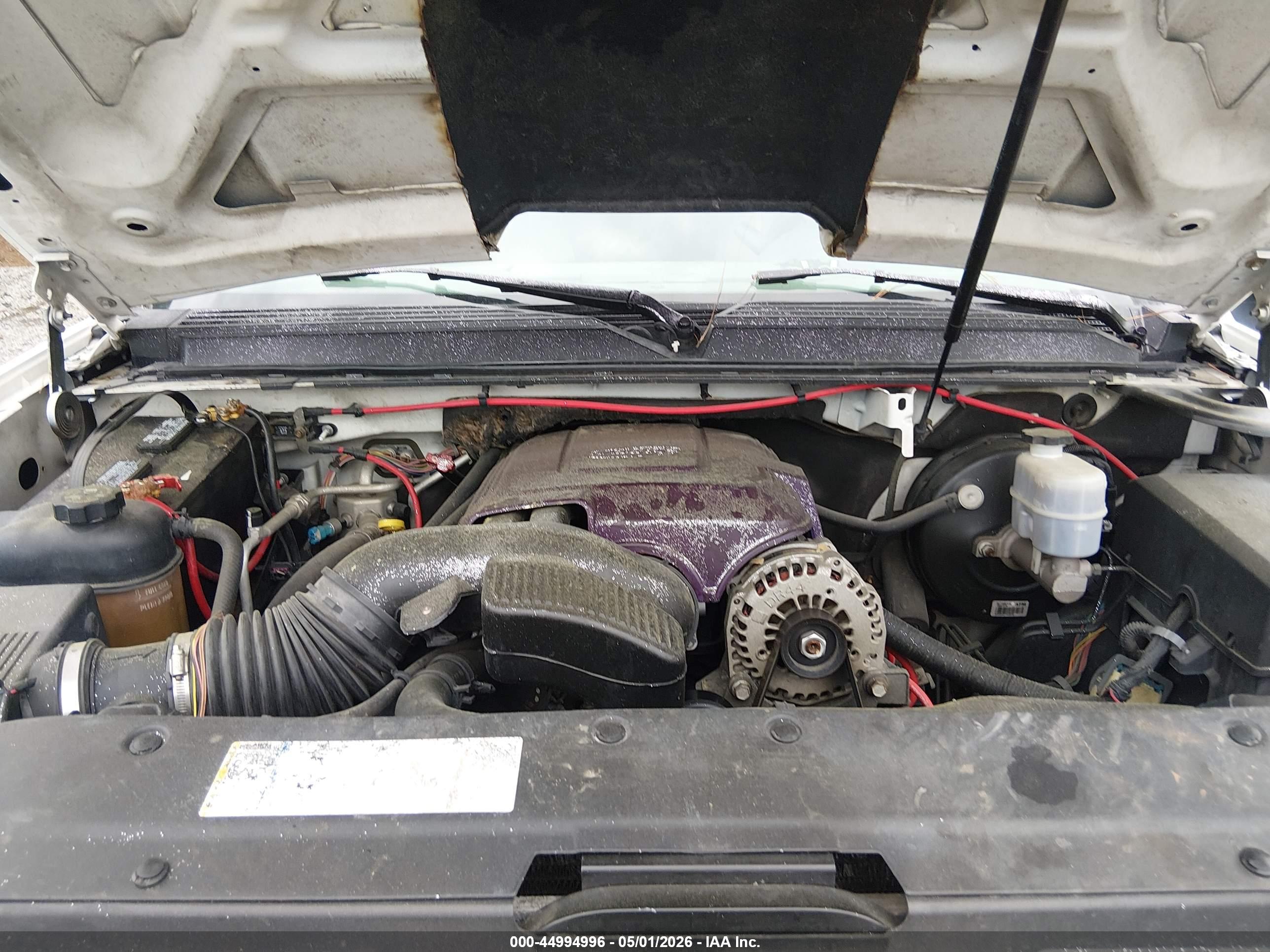 CHEVROLET TAHOE image 10