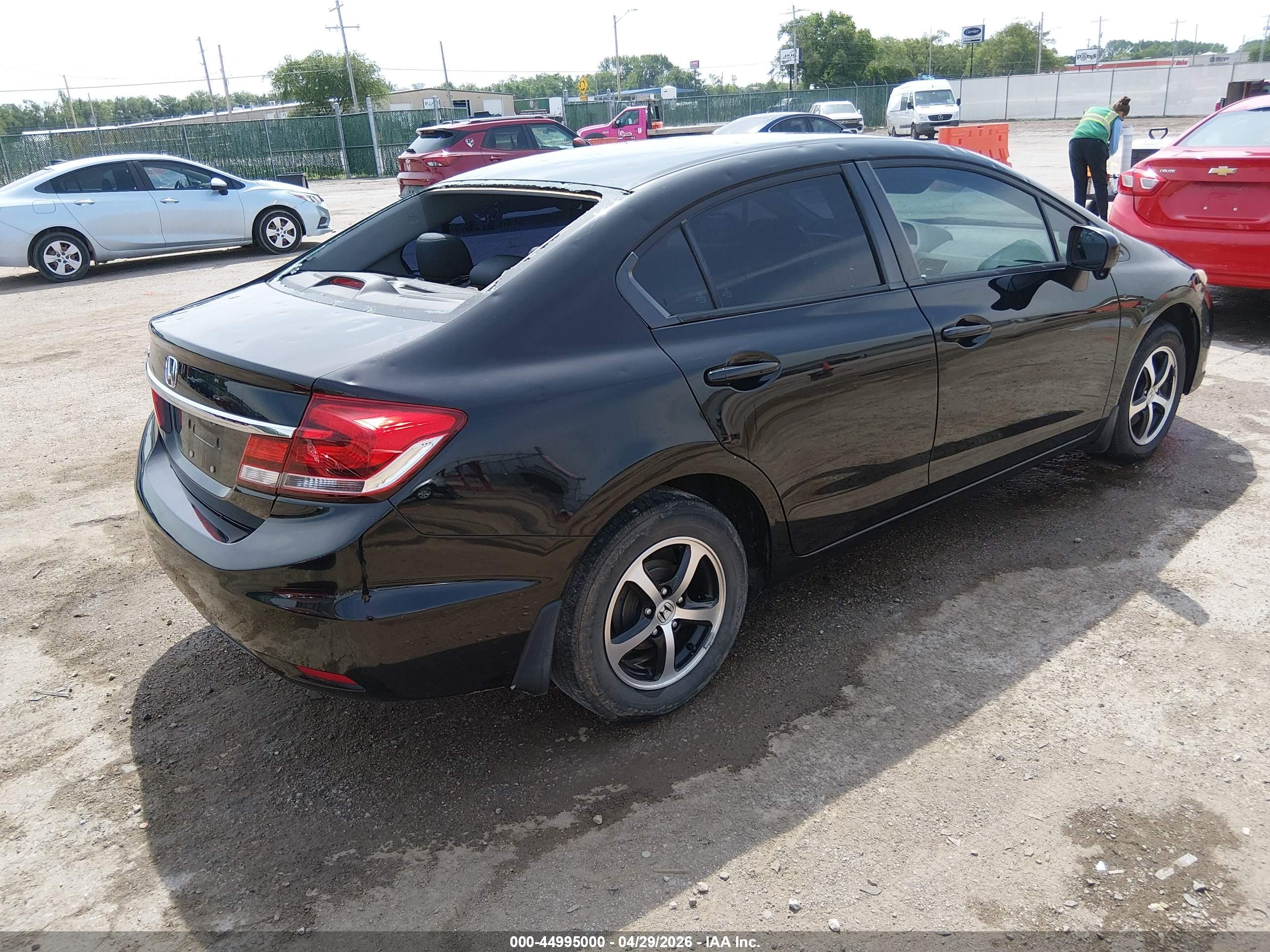 HONDA CIVIC image 4