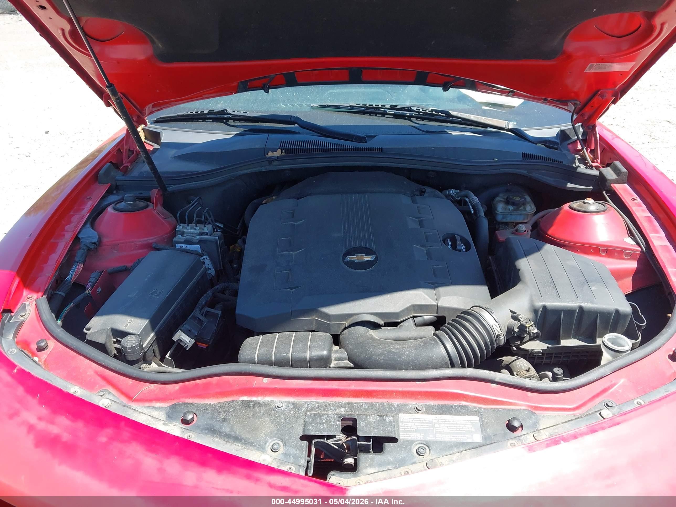 CHEVROLET CAMARO image 10