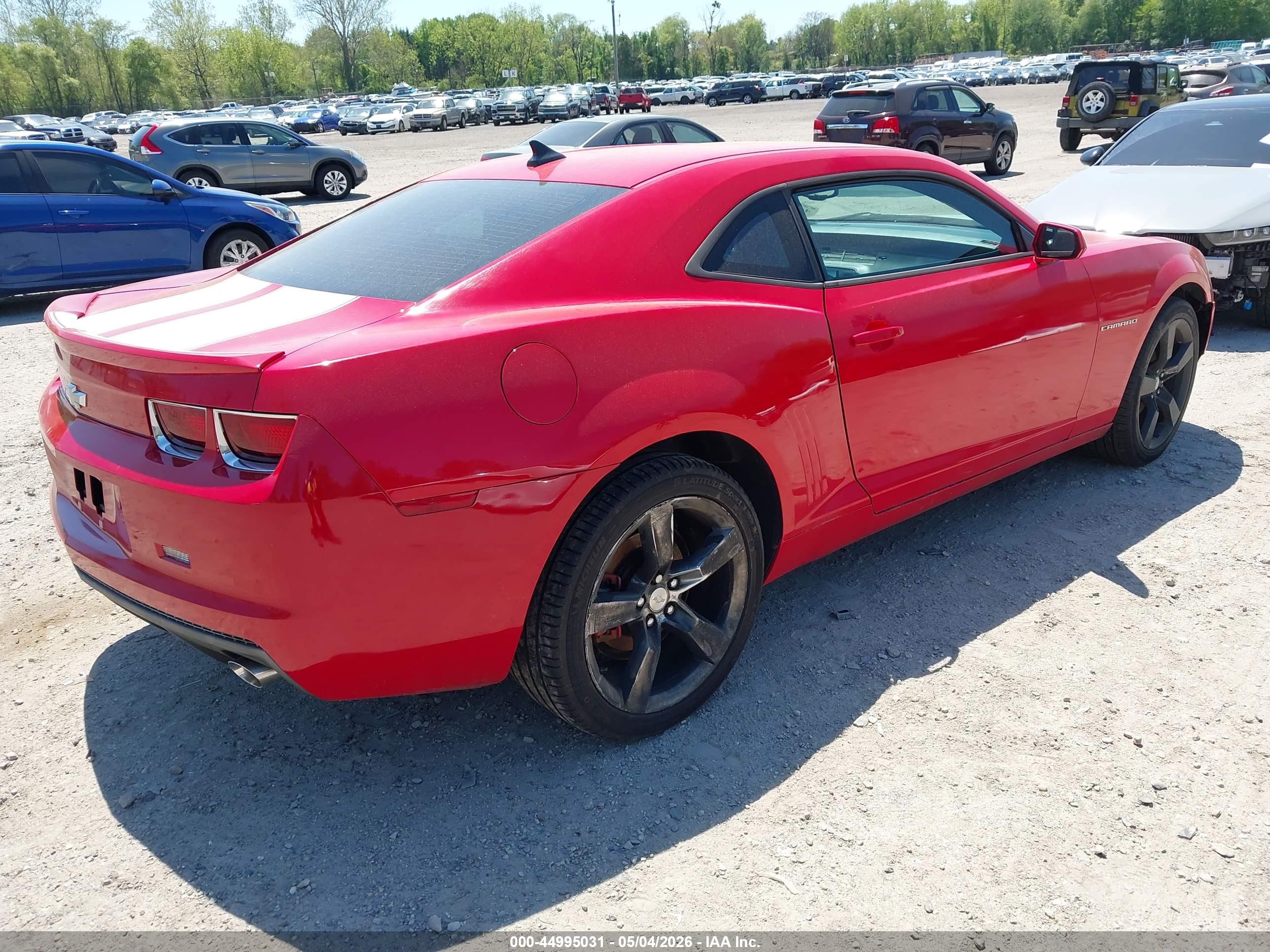 CHEVROLET CAMARO image 4