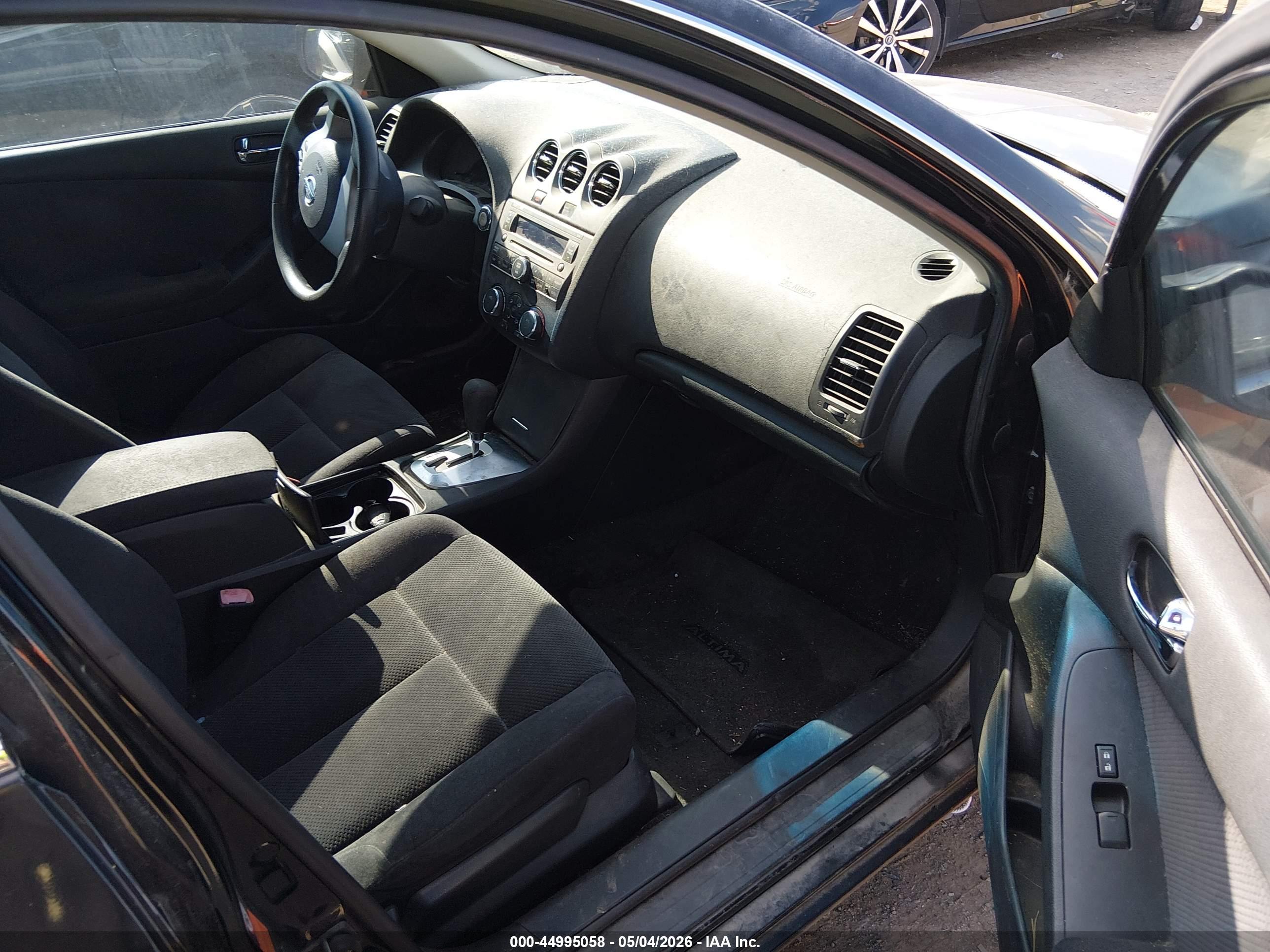 NISSAN ALTIMA image 5