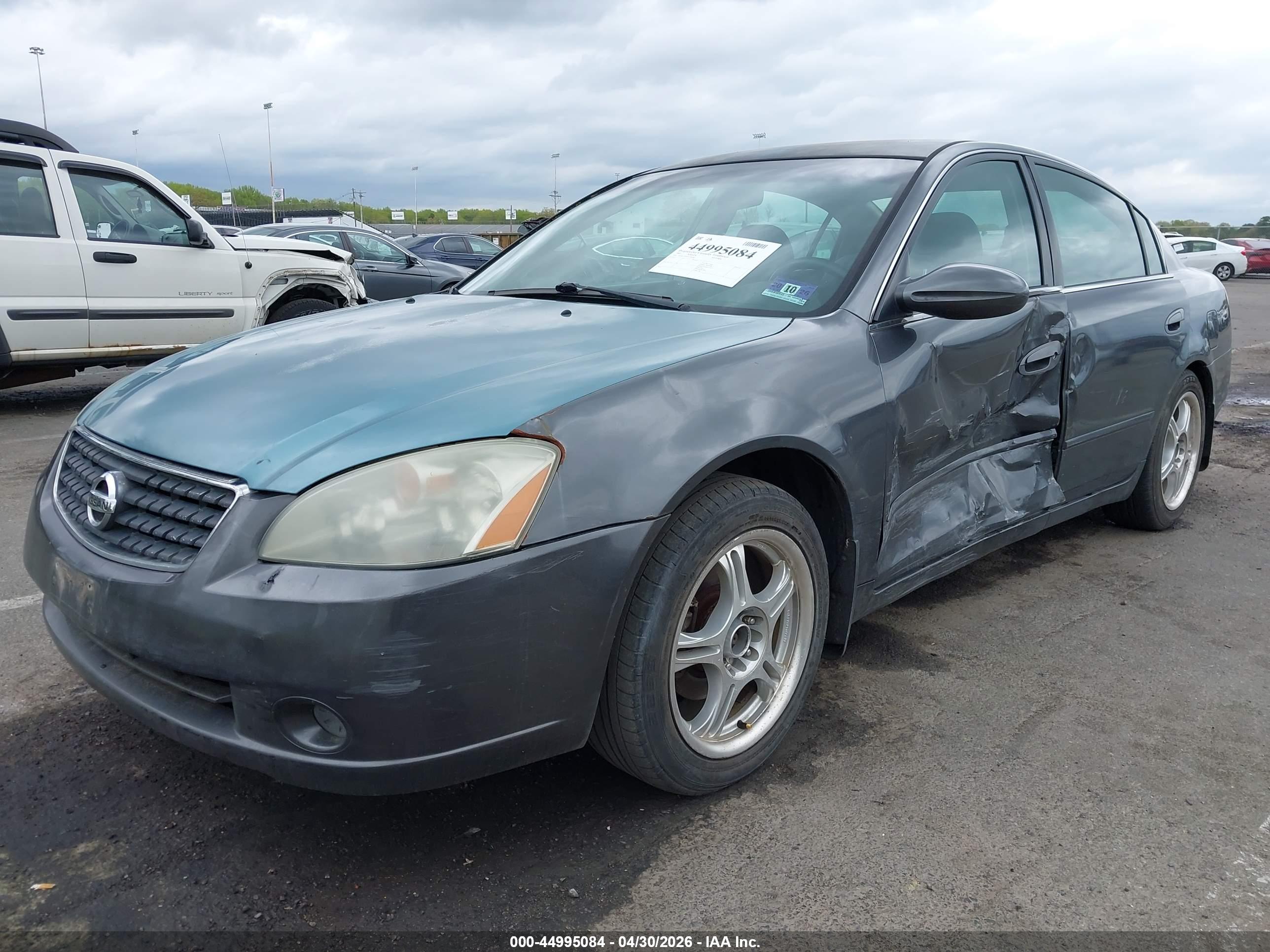 NISSAN ALTIMA image 2