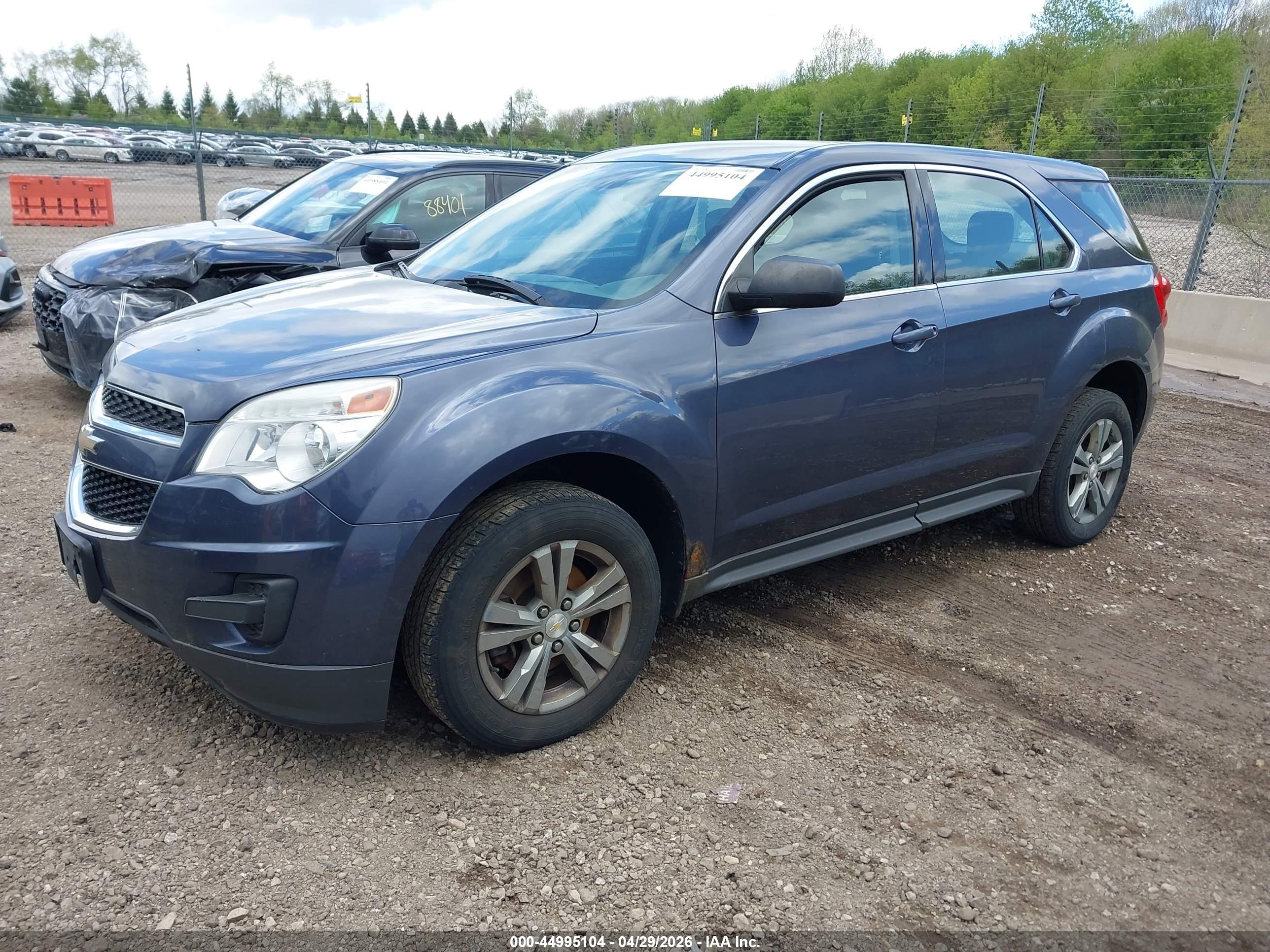 CHEVROLET EQUINOX image 2