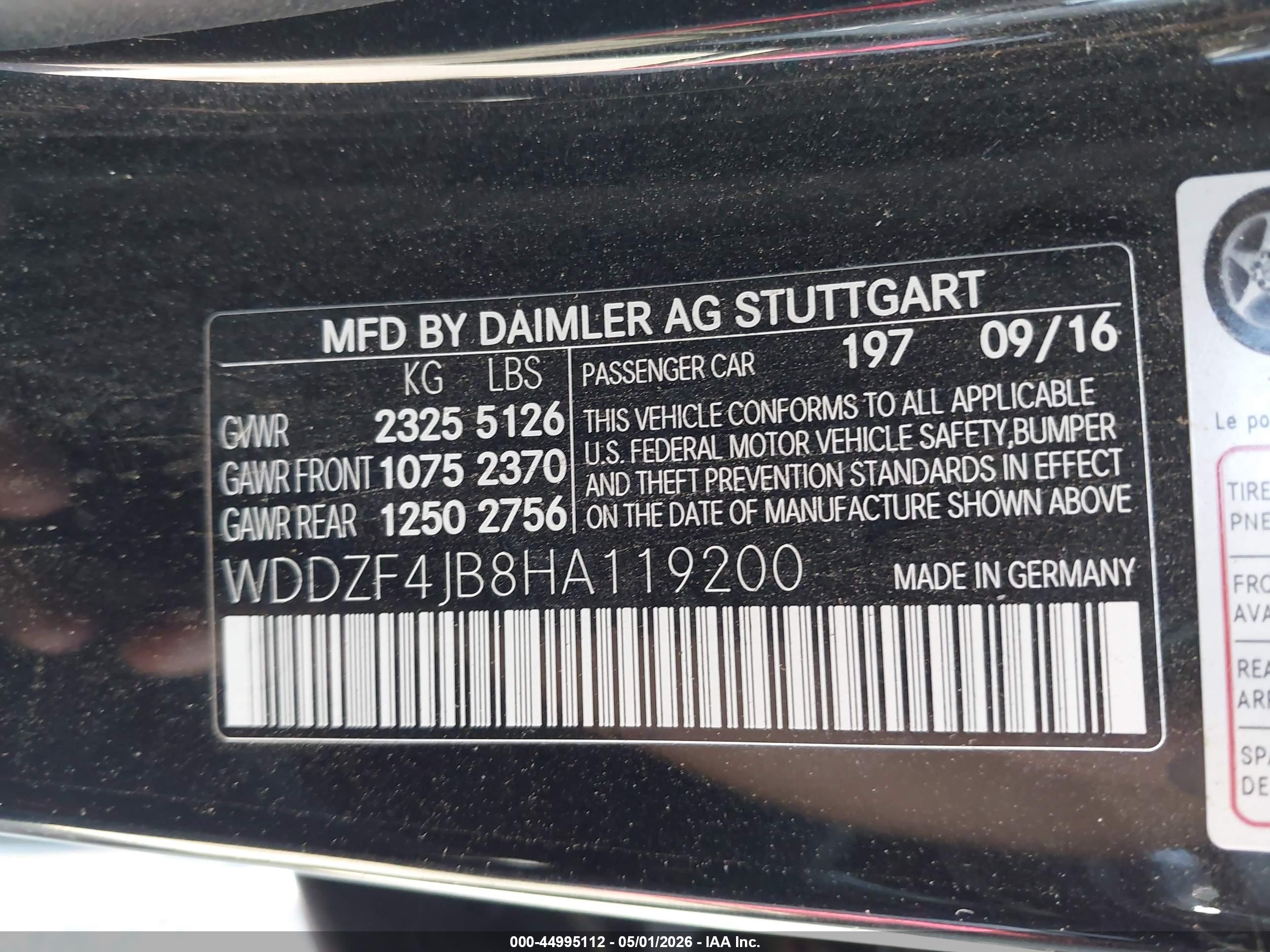 MERCEDES-BENZ E image 9