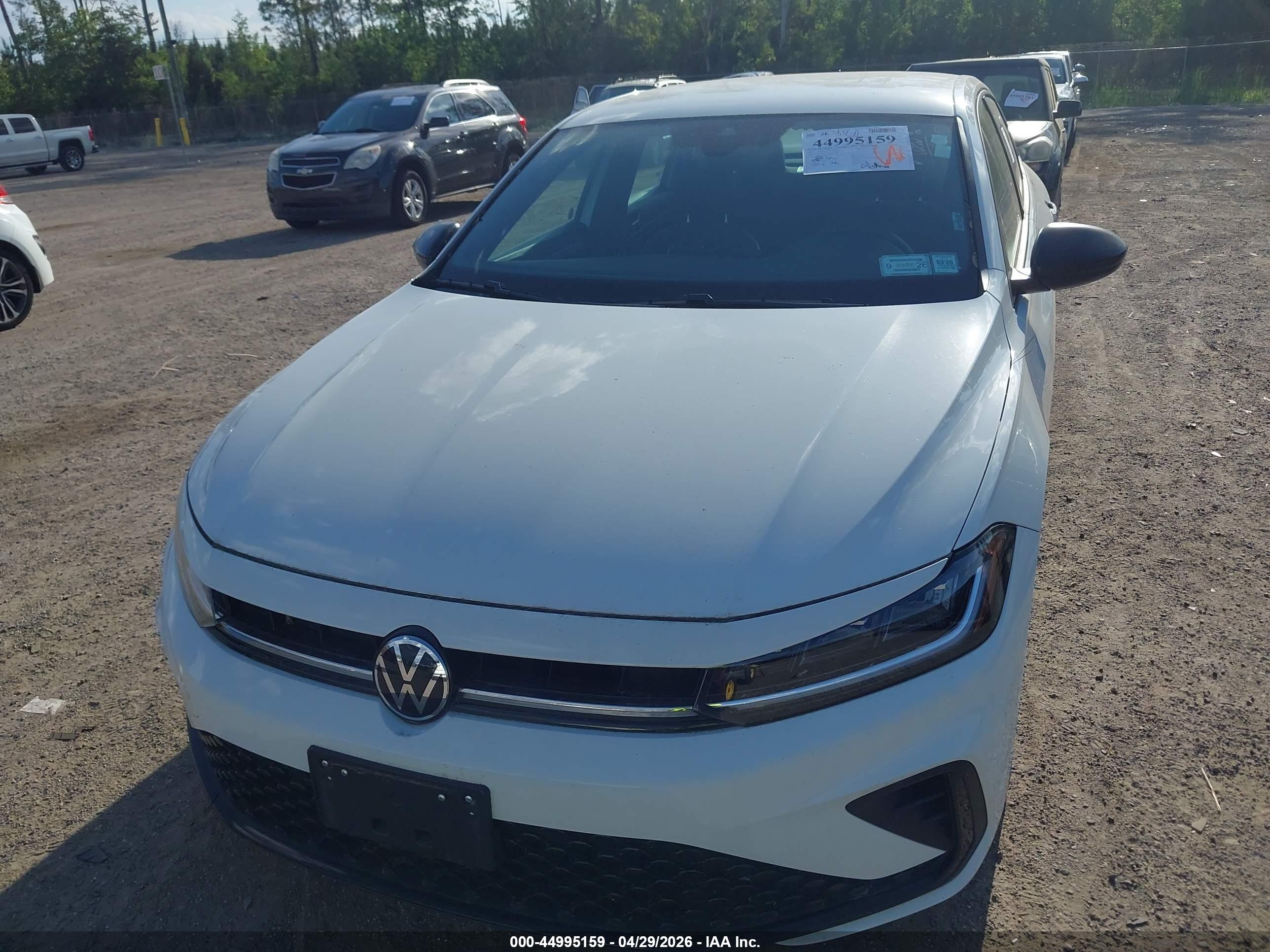 VOLKSWAGEN JETTA image 6