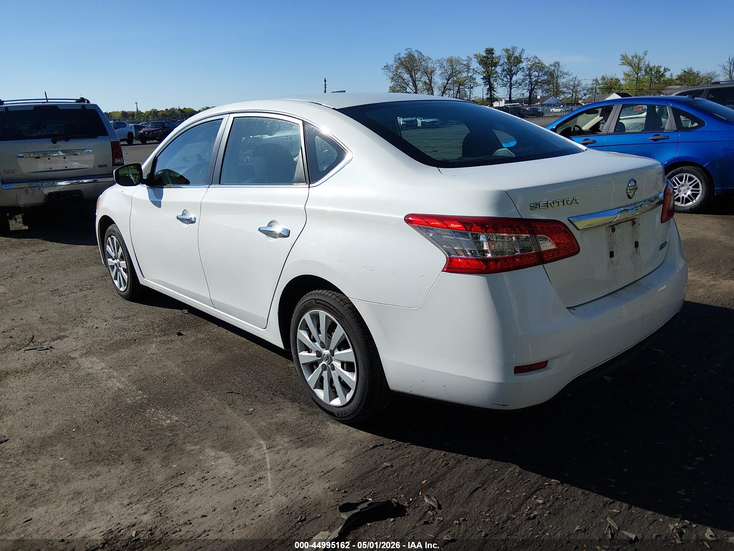 NISSAN SENTRA image 3