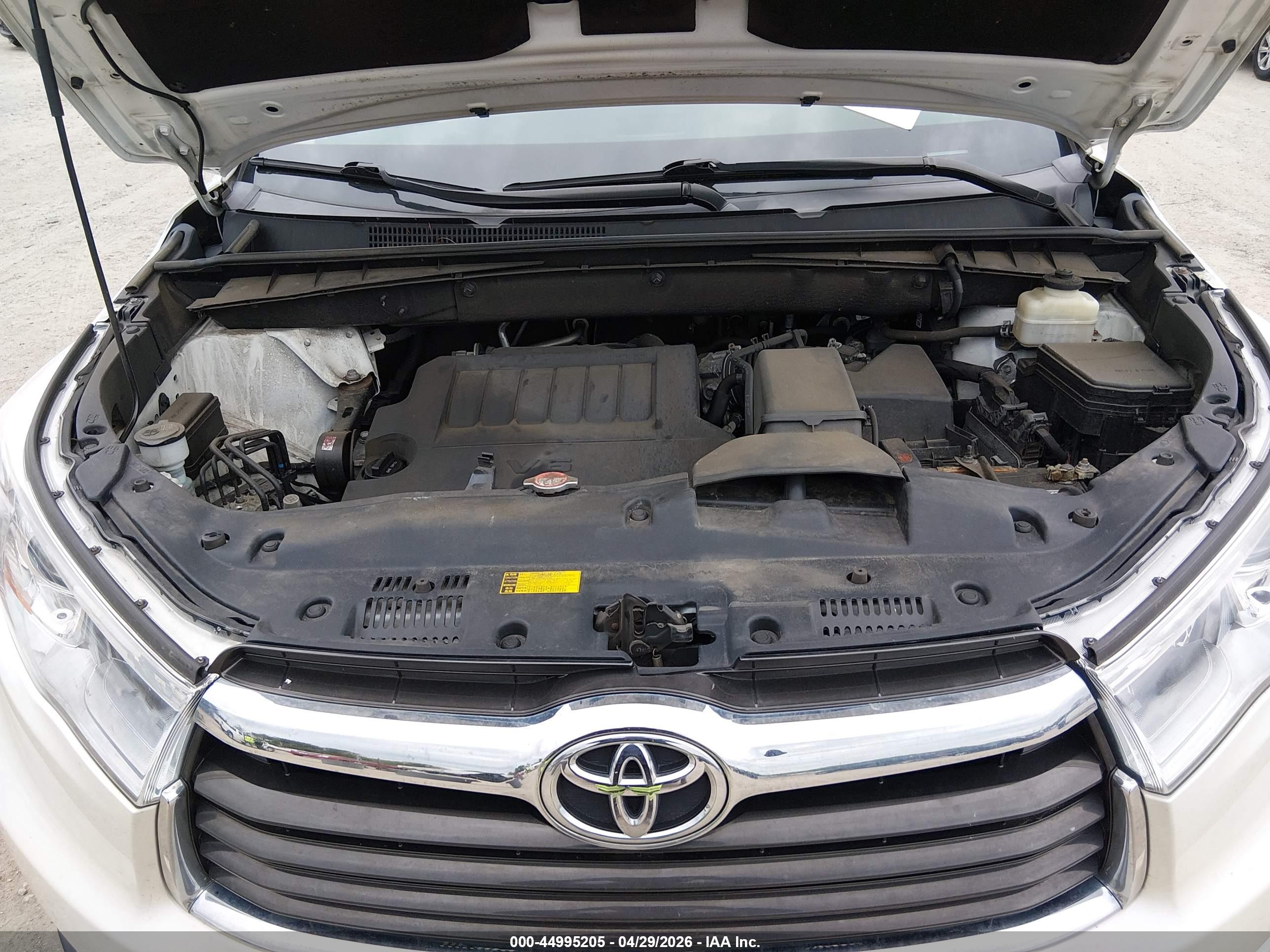TOYOTA HIGHLANDER image 10