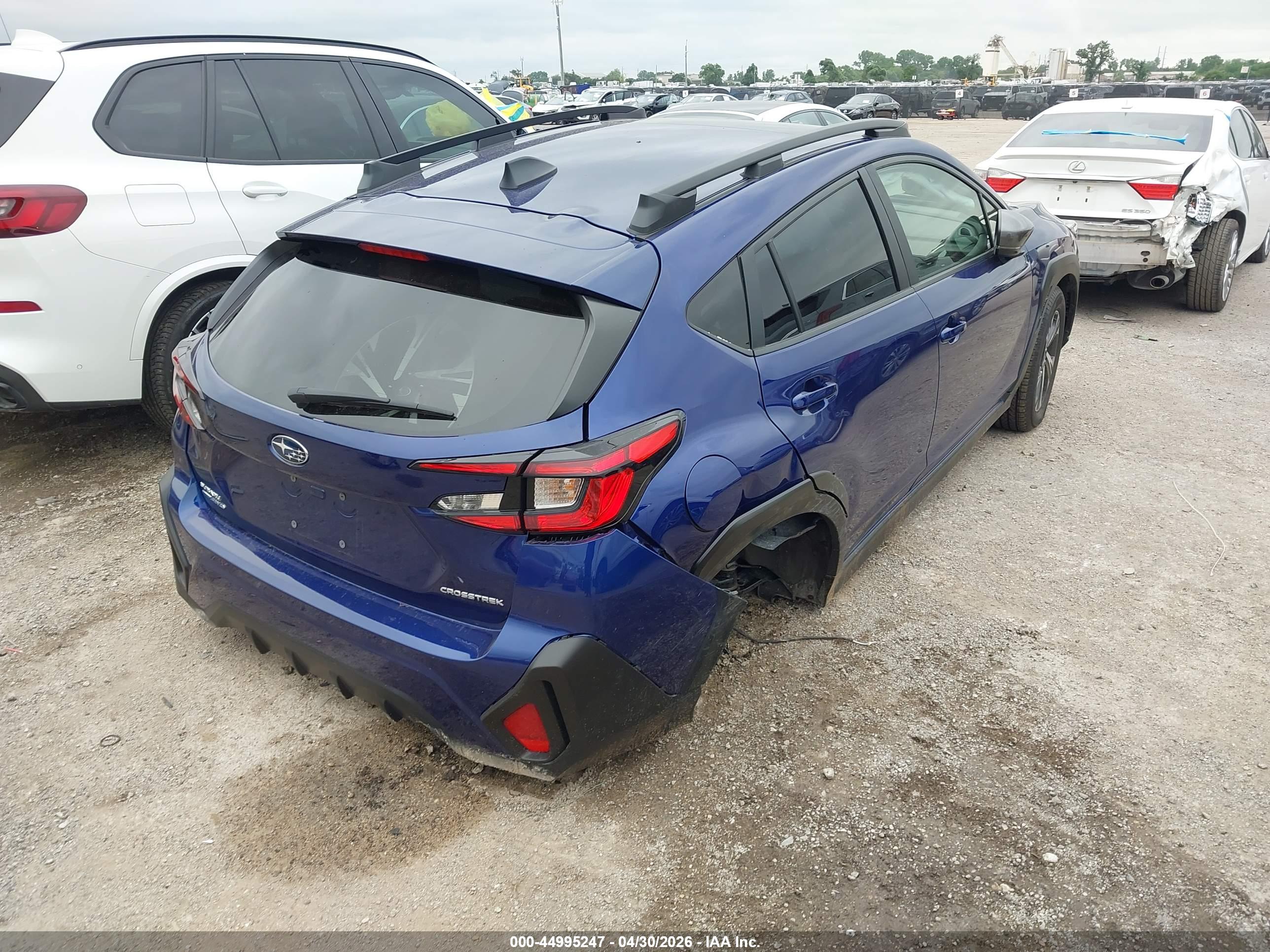 SUBARU CROSSTREK image 4