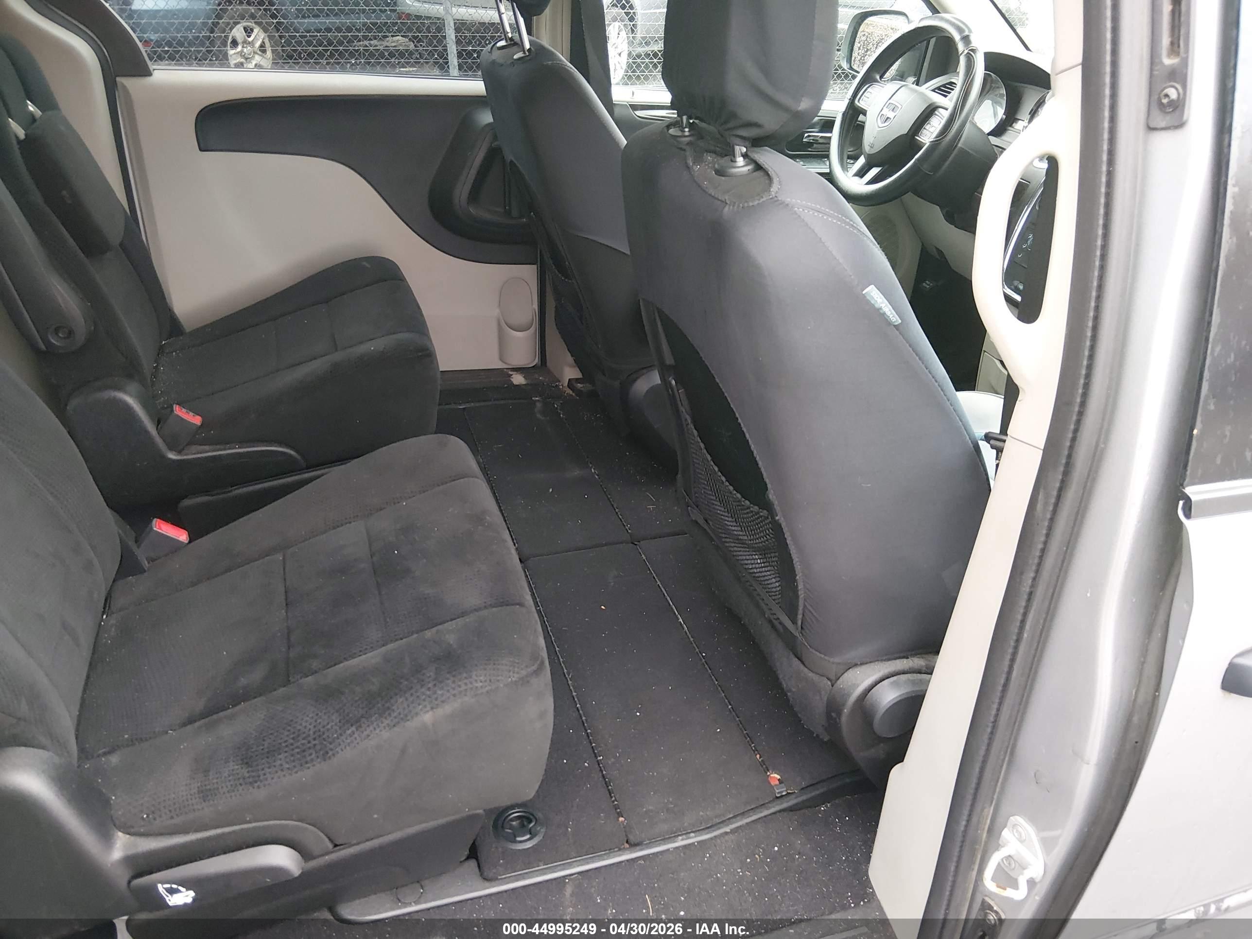 DODGE GRAND image 8