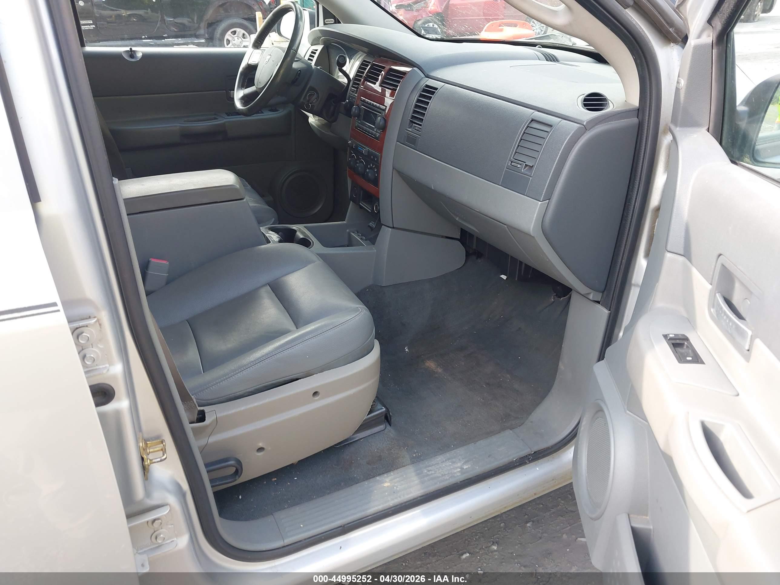 DODGE DURANGO image 5