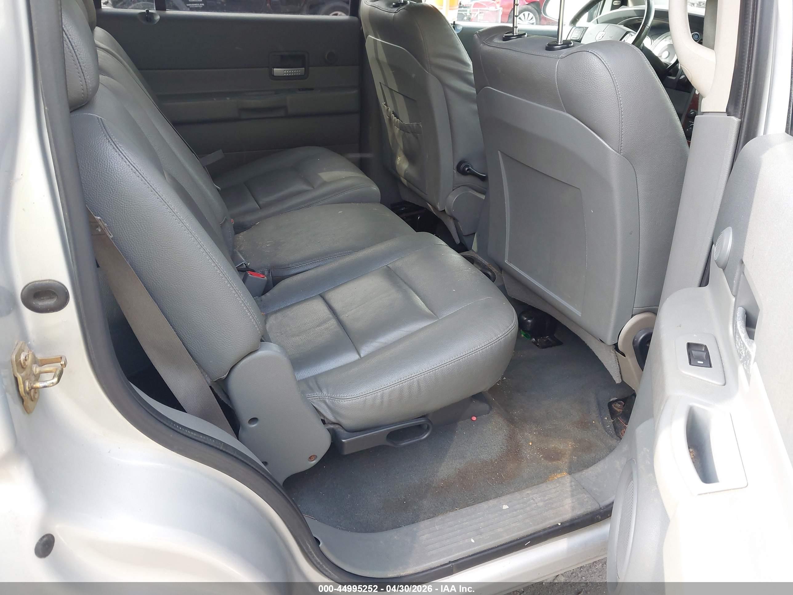 DODGE DURANGO image 8