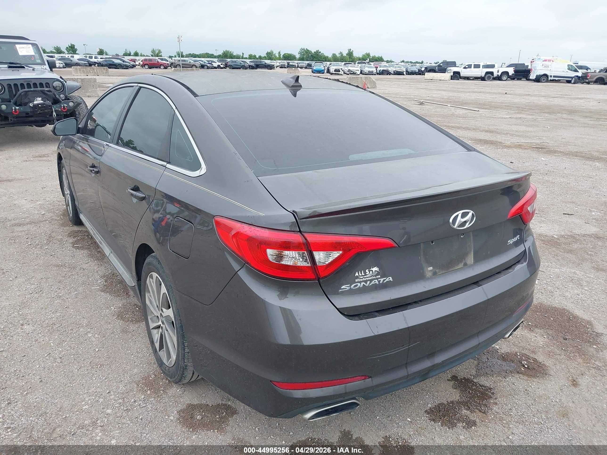 HYUNDAI SONATA image 3