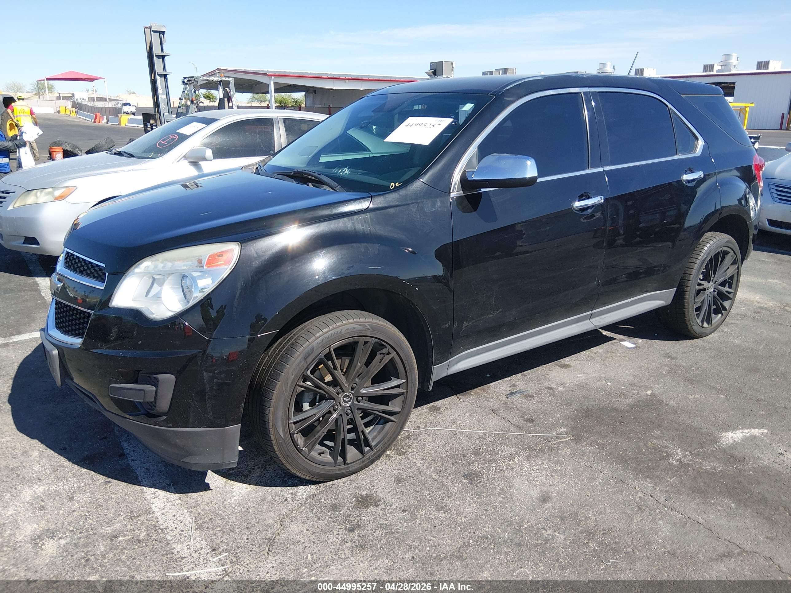 CHEVROLET EQUINOX image 2