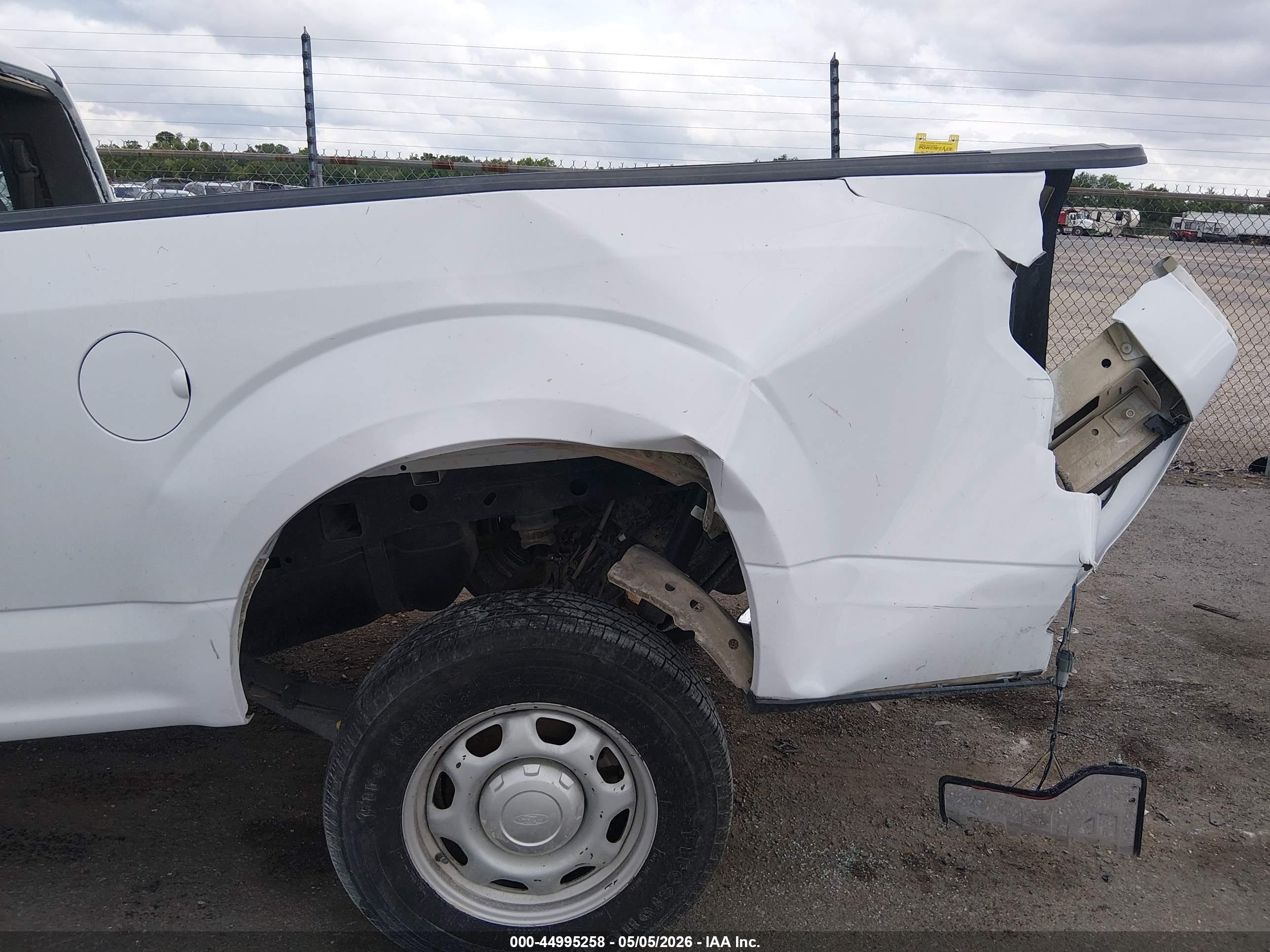 FORD F-150 image 6