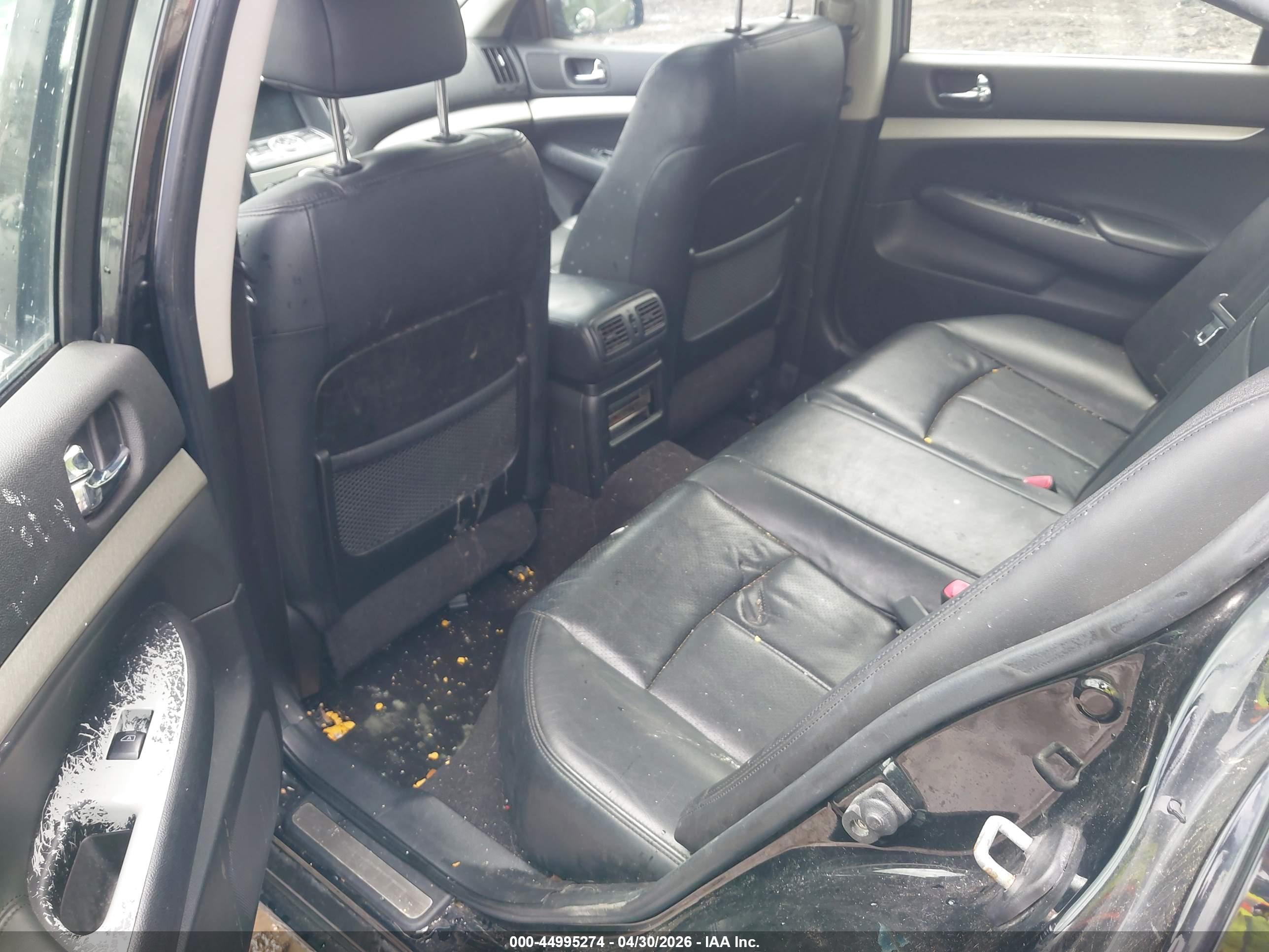 INFINITI G35X image 8