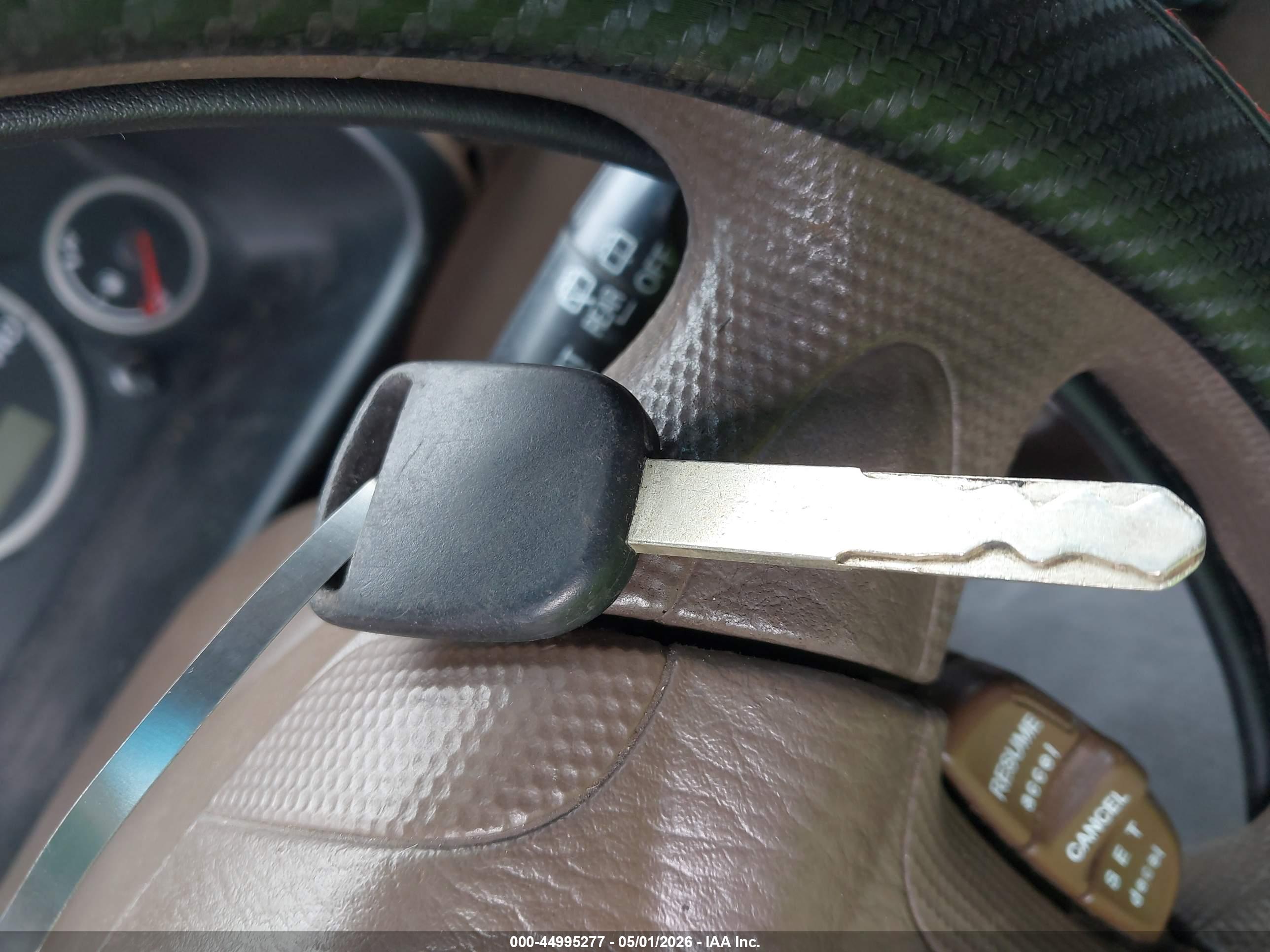 HONDA CR-V image 11