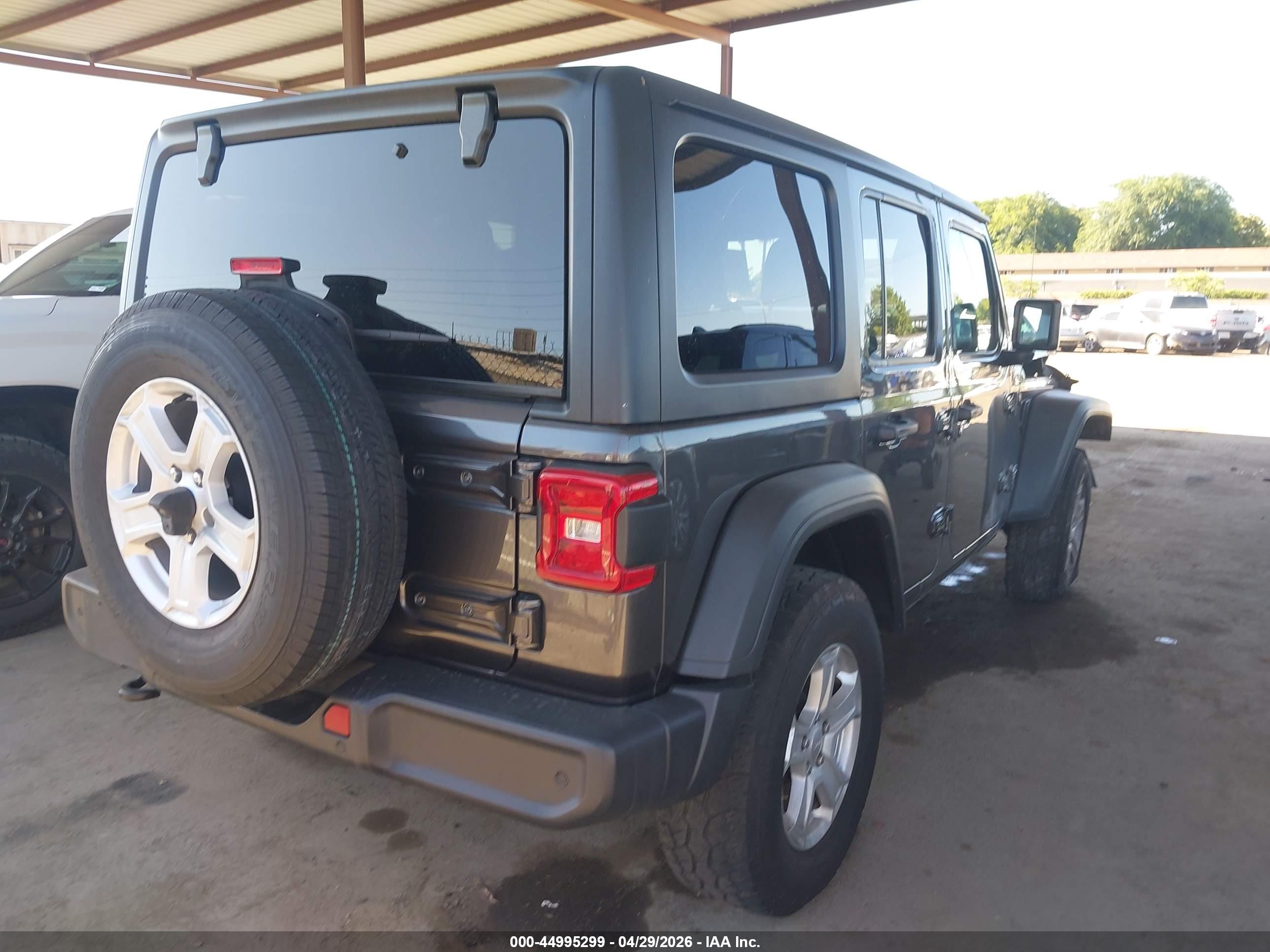 JEEP WRANGLER image 4