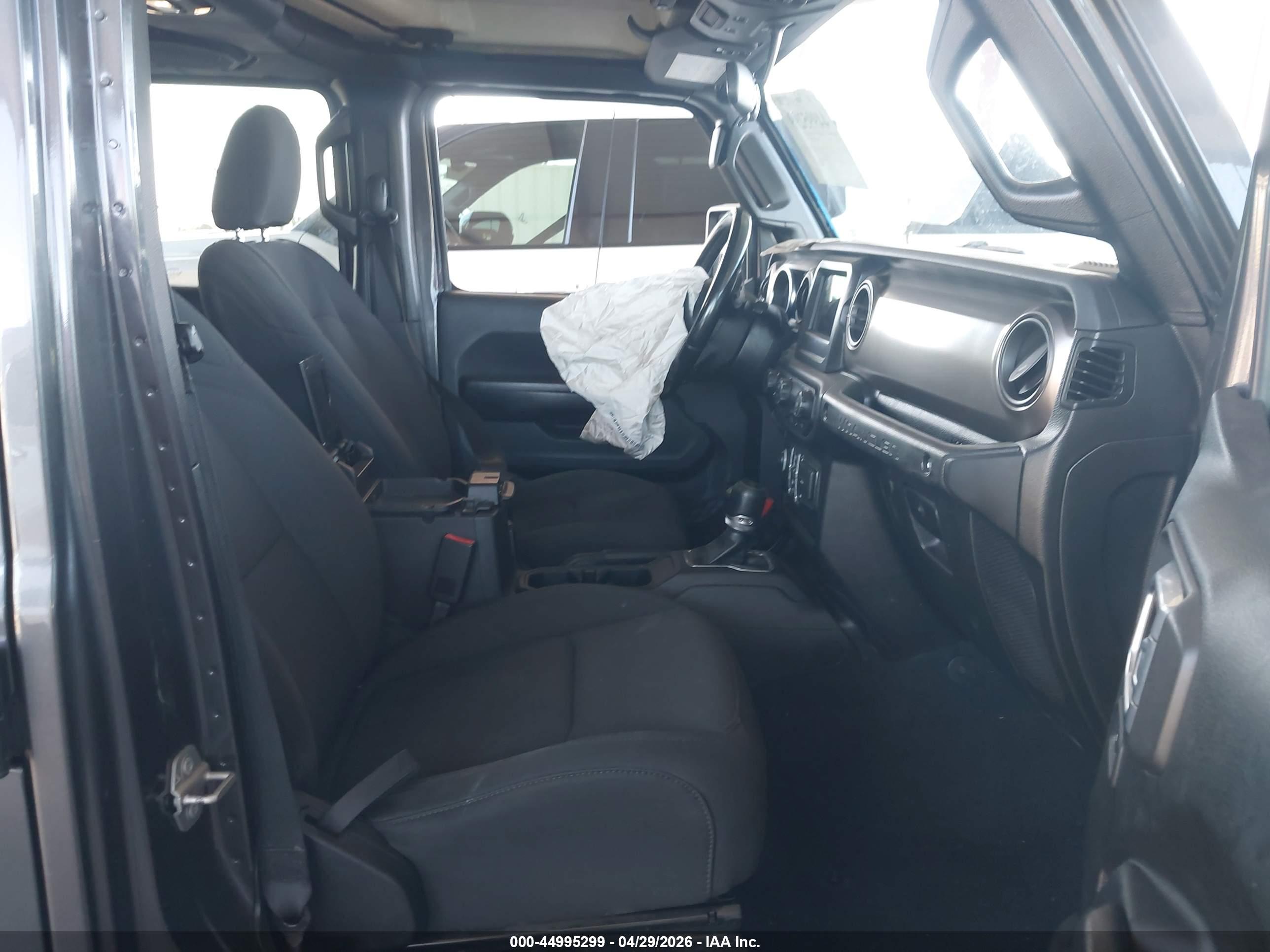 JEEP WRANGLER image 5