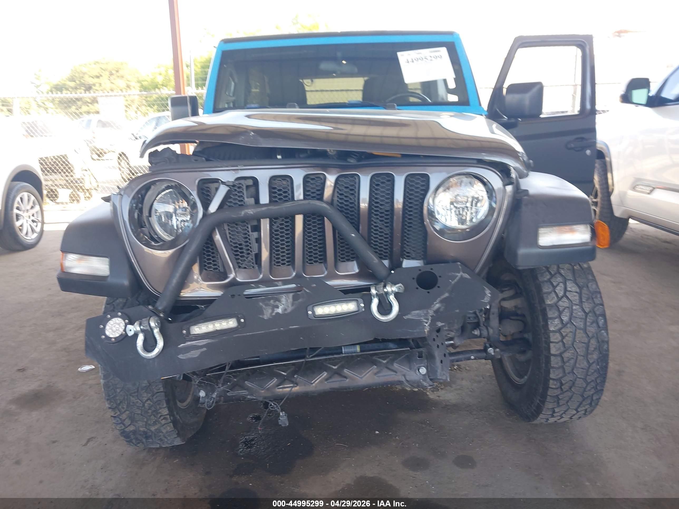 JEEP WRANGLER image 6