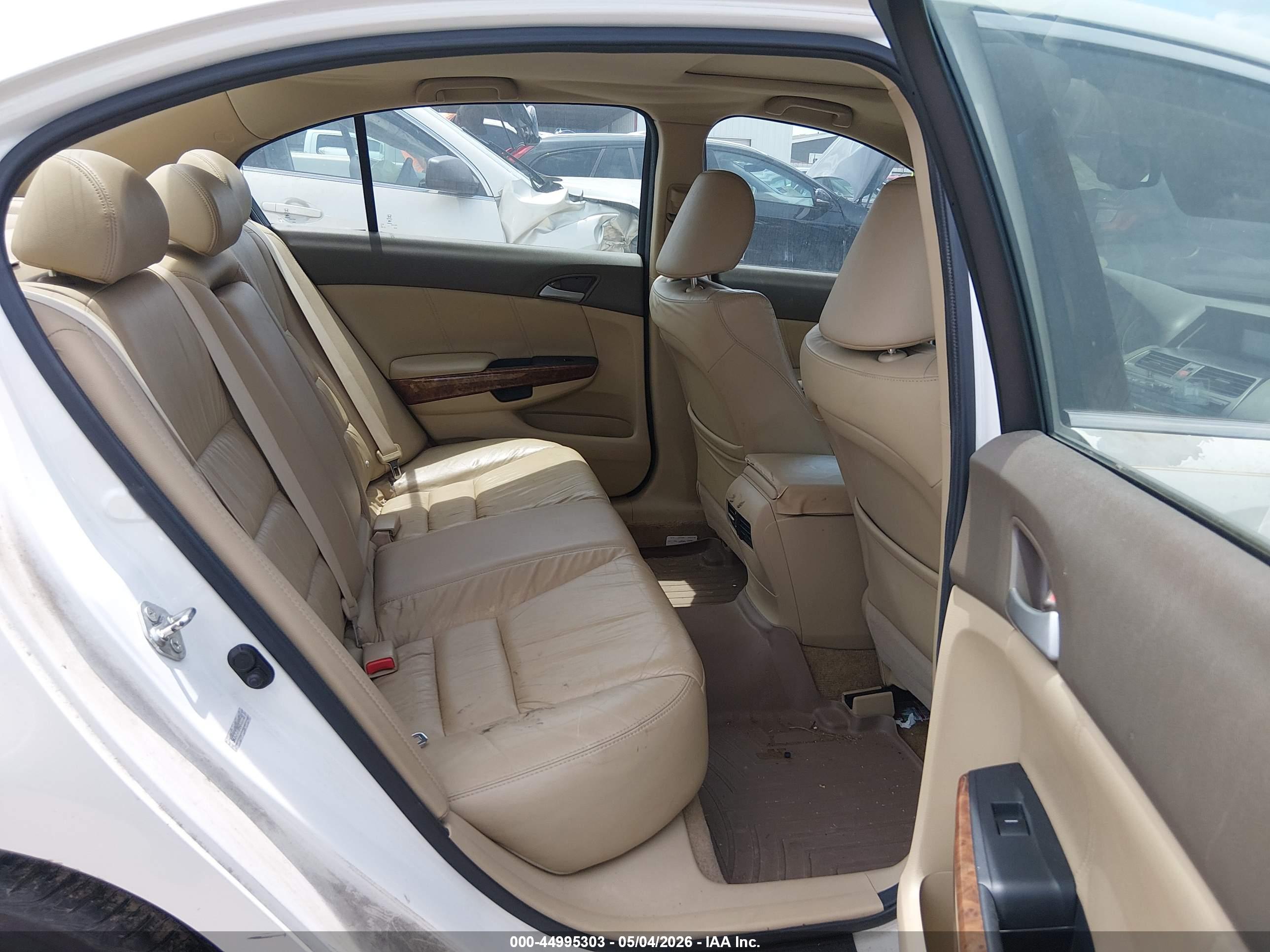 HONDA ACCORD image 8