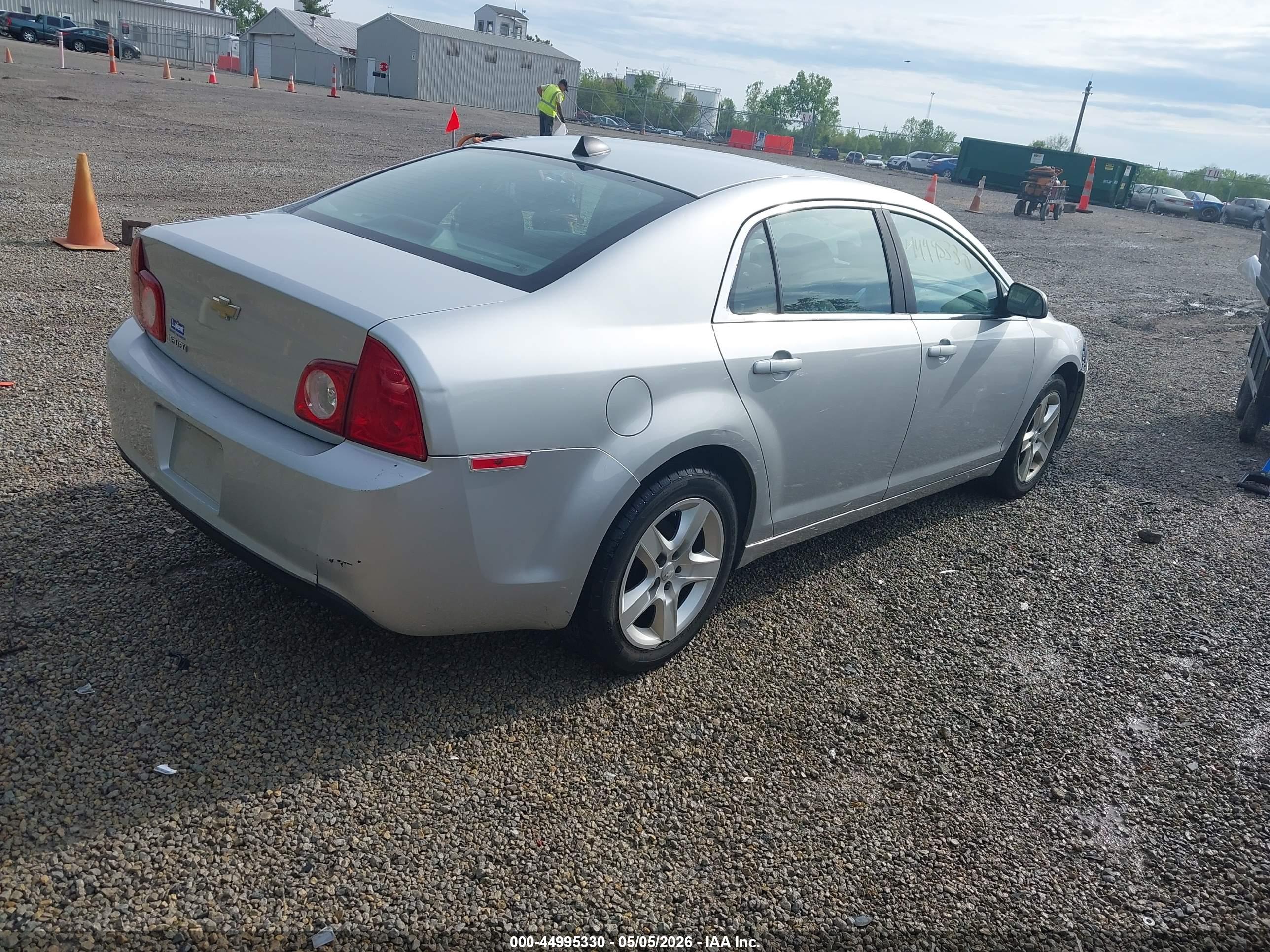 CHEVROLET MALIBU image 4