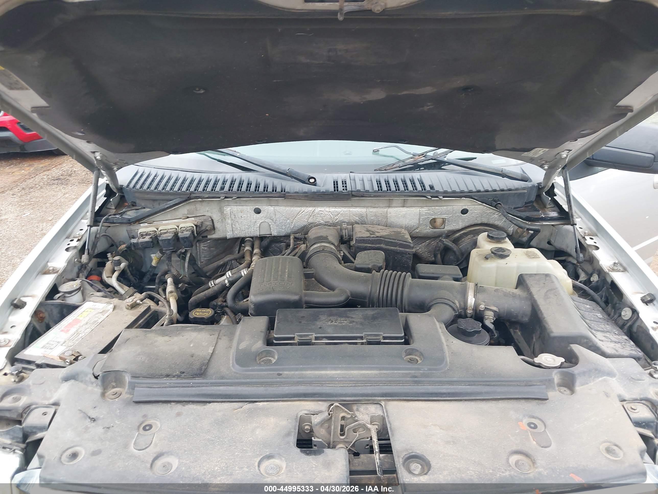 FORD EXPEDITION image 10
