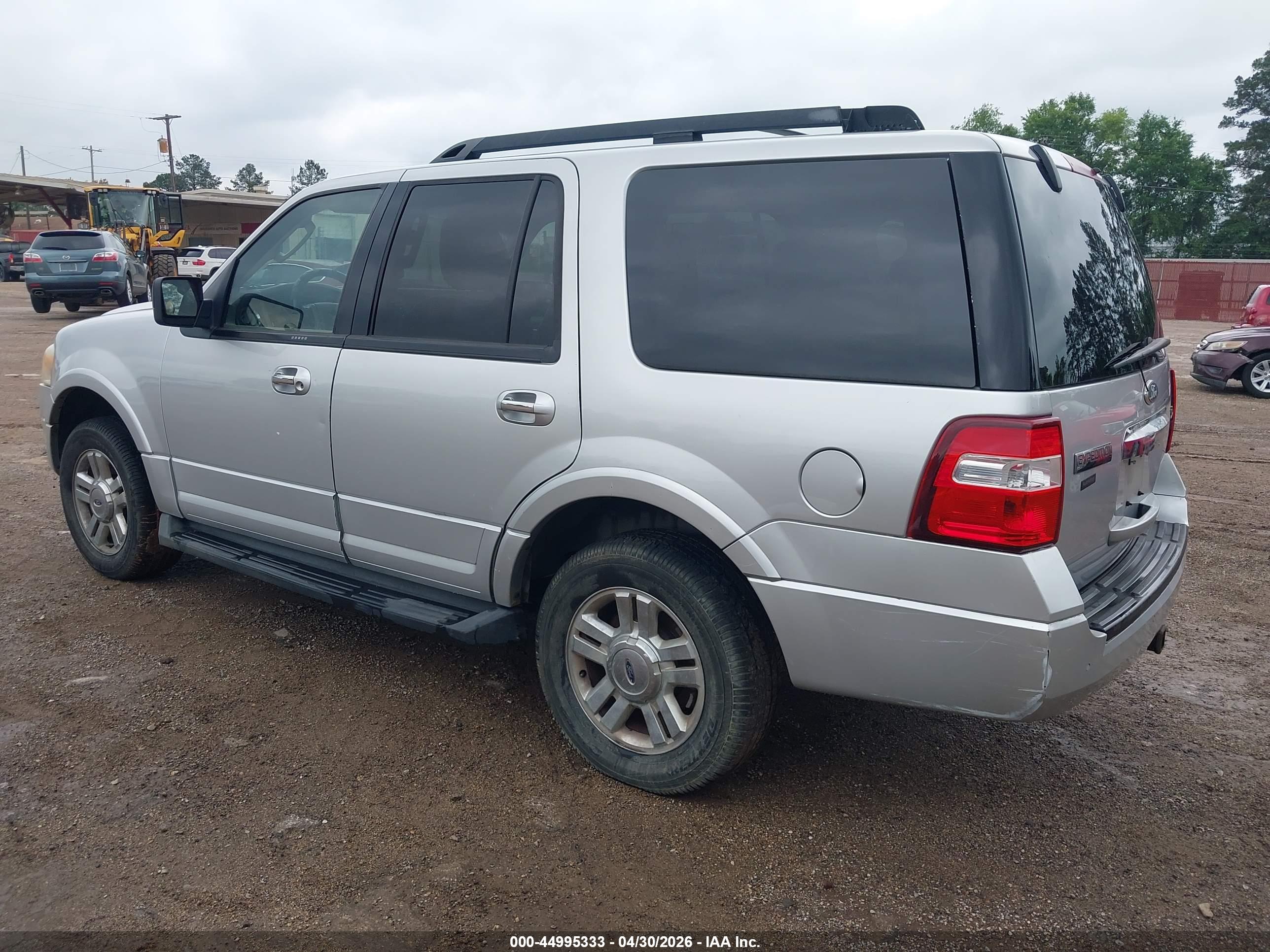 FORD EXPEDITION image 3